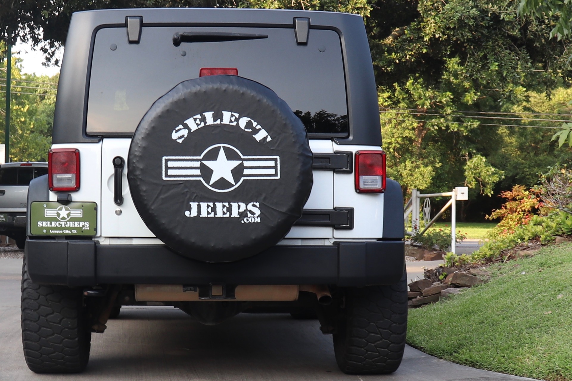 Used-2015-Jeep-Wrangler-Unlimited-Sport