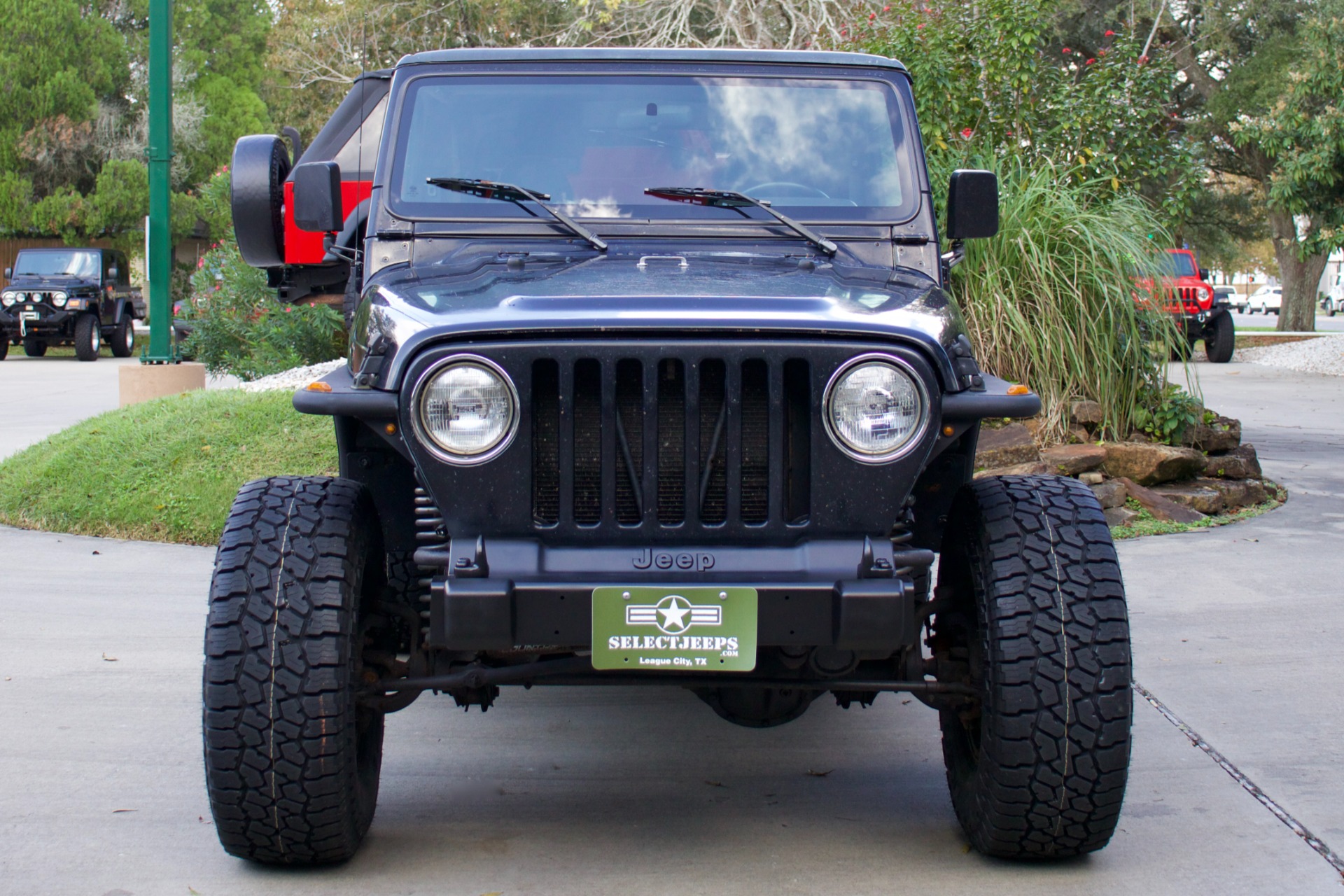 Used-2000-Jeep-Wrangler-Sahara