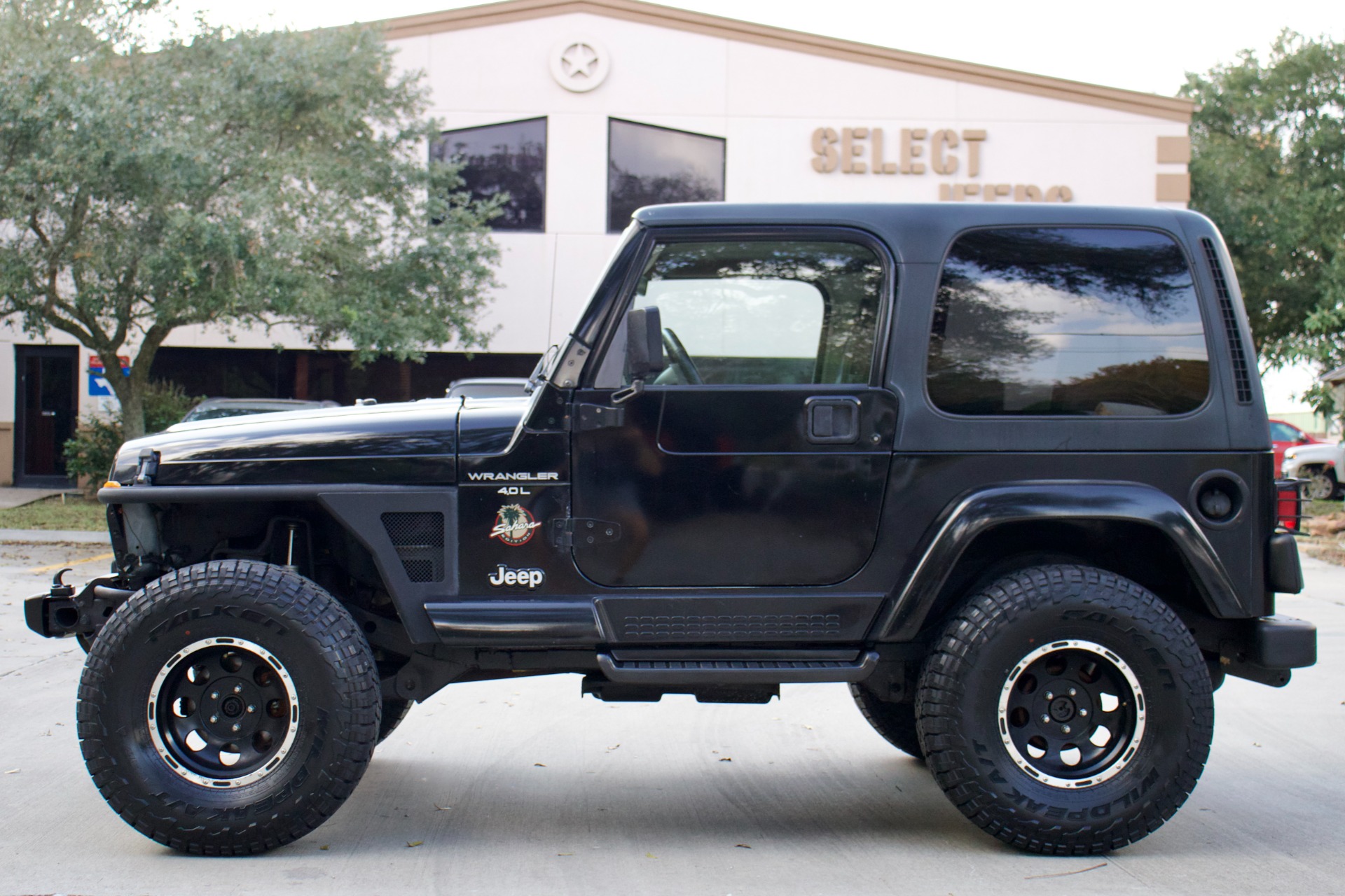 Used-2000-Jeep-Wrangler-Sahara