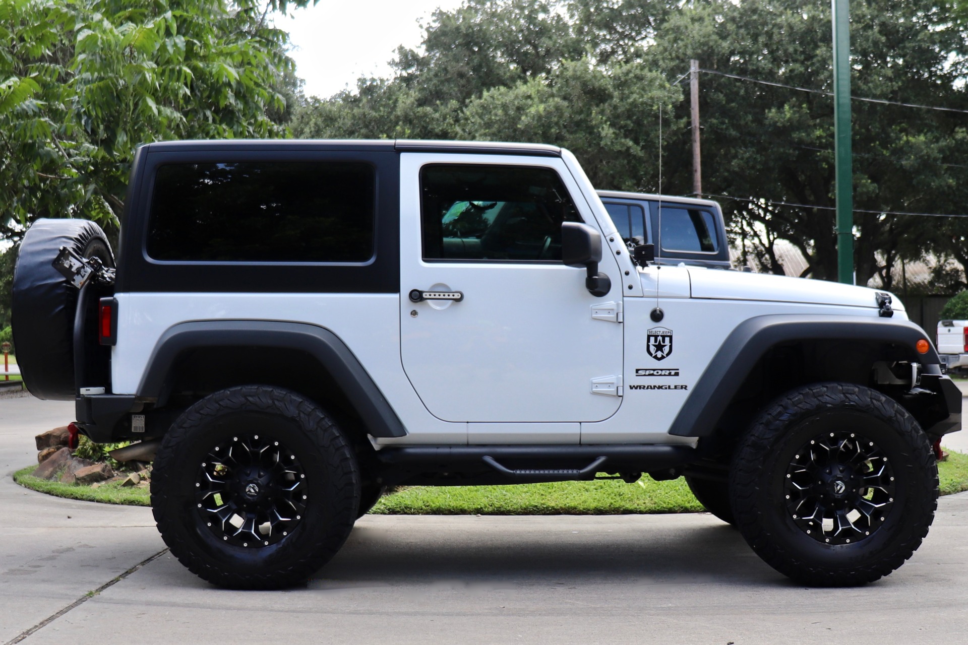 Used-2017-Jeep-Wrangler-Sport