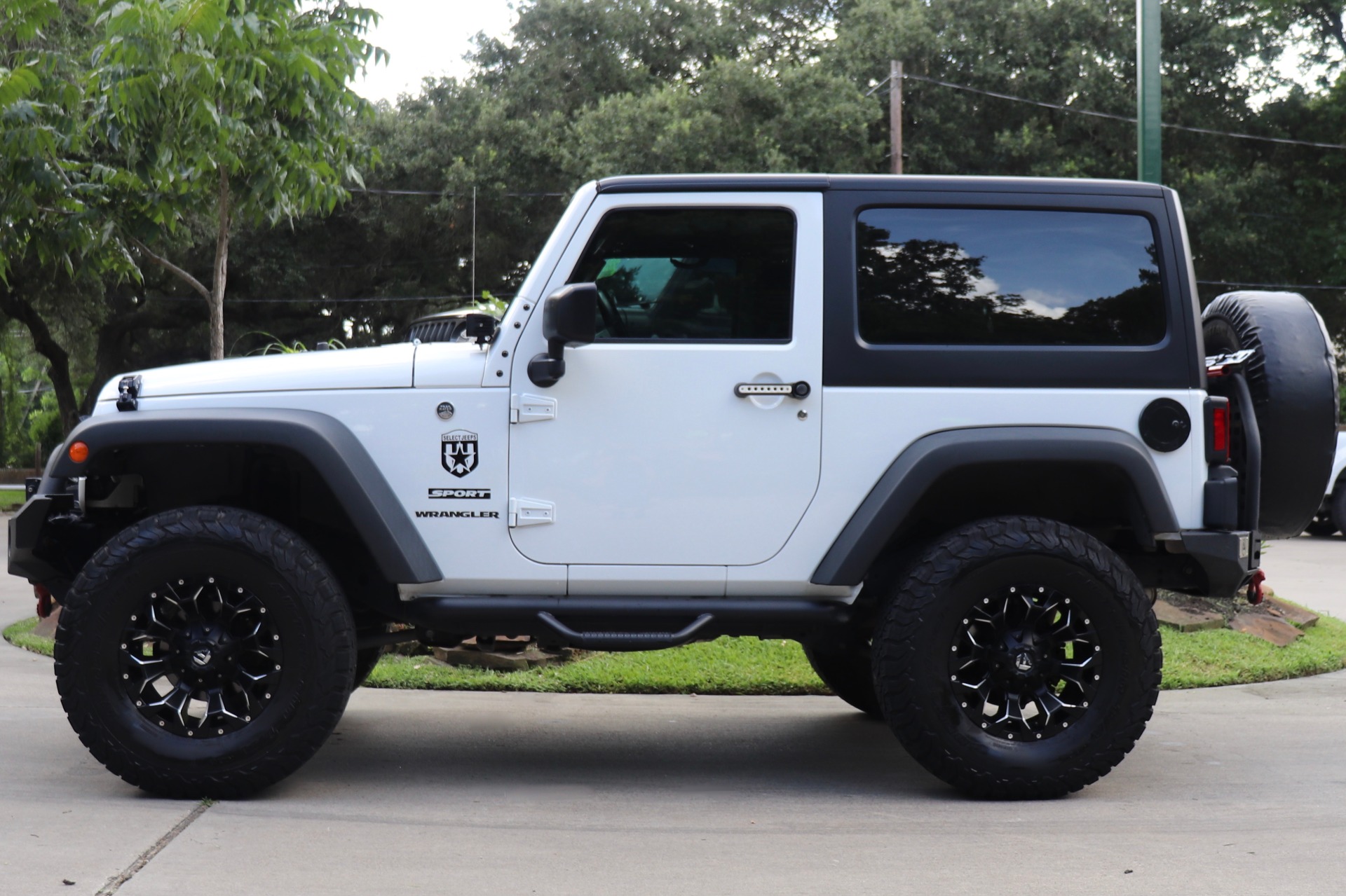 Used-2017-Jeep-Wrangler-Sport