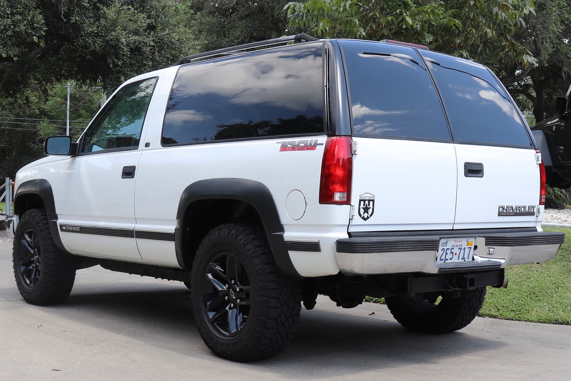 Used-1999-Chevrolet-Tahoe