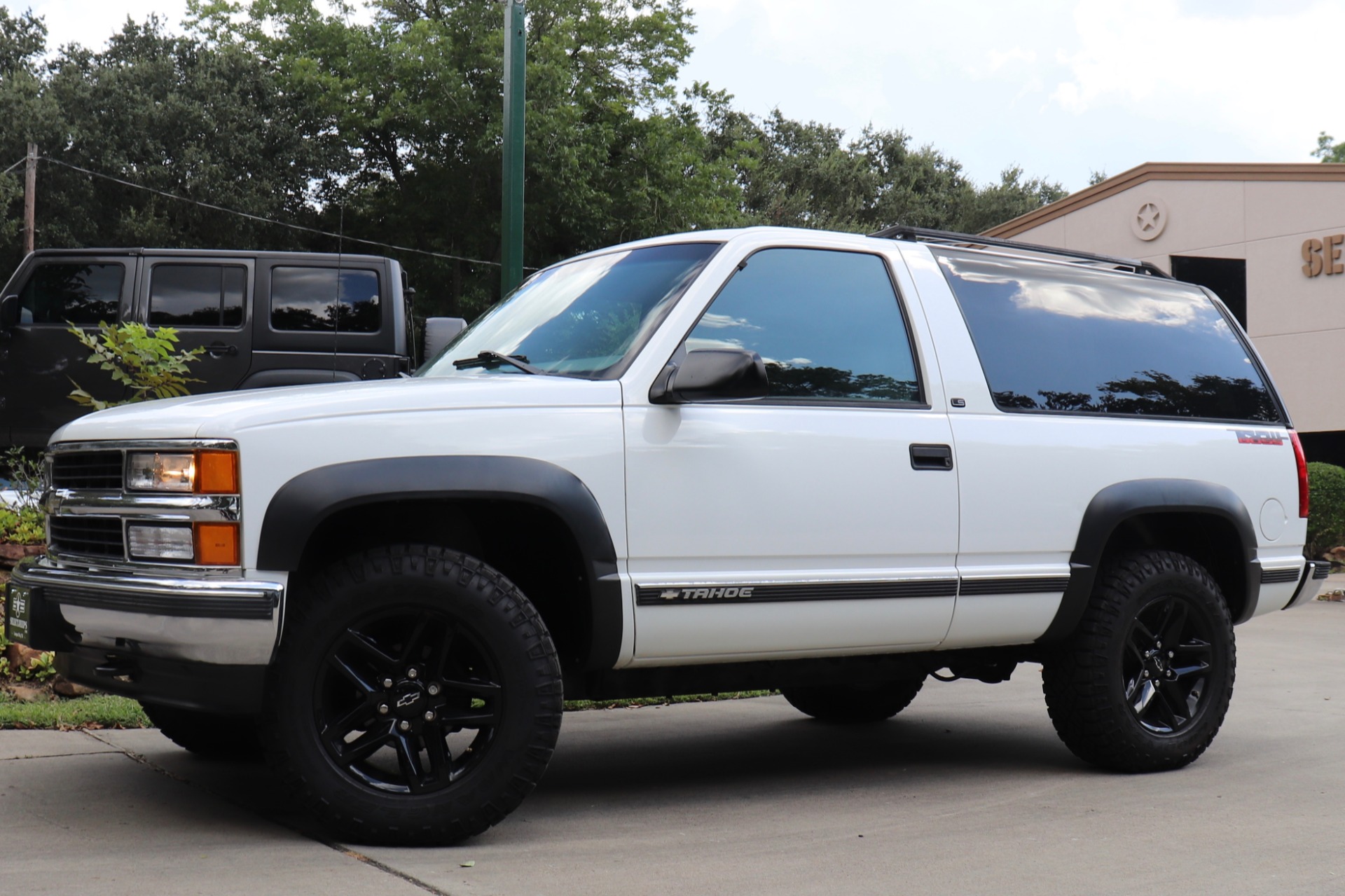 Used-1999-Chevrolet-Tahoe