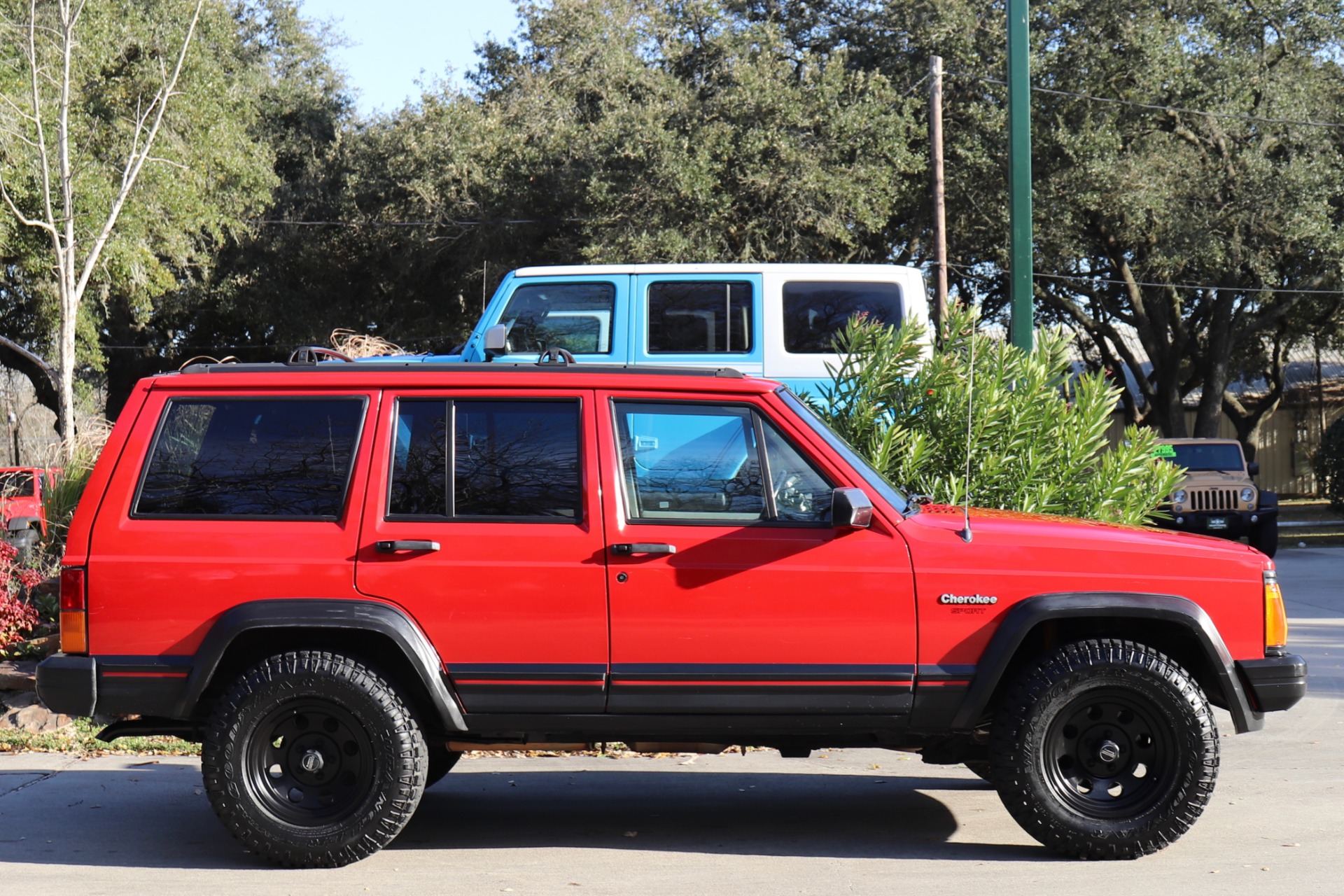 Used-1996-Jeep-Cherokee-Sport