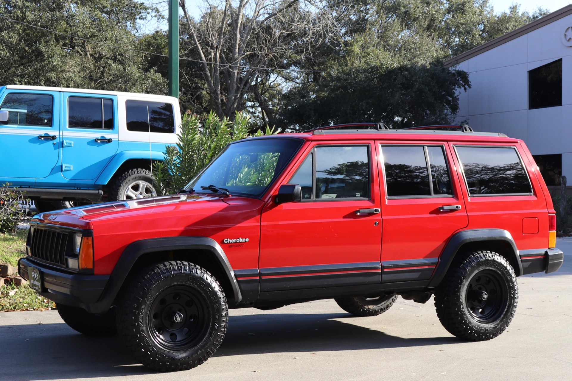 Used-1996-Jeep-Cherokee-Sport