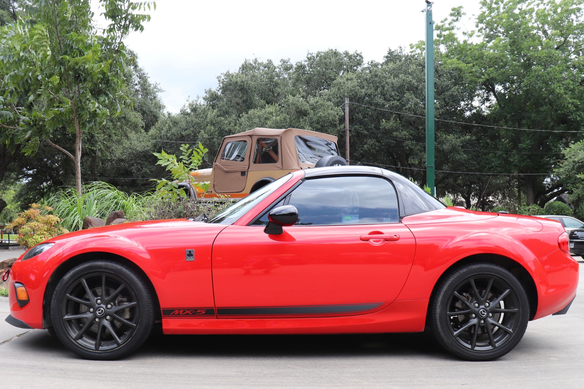 Used-2014-Mazda-MX-5-Miata-Club