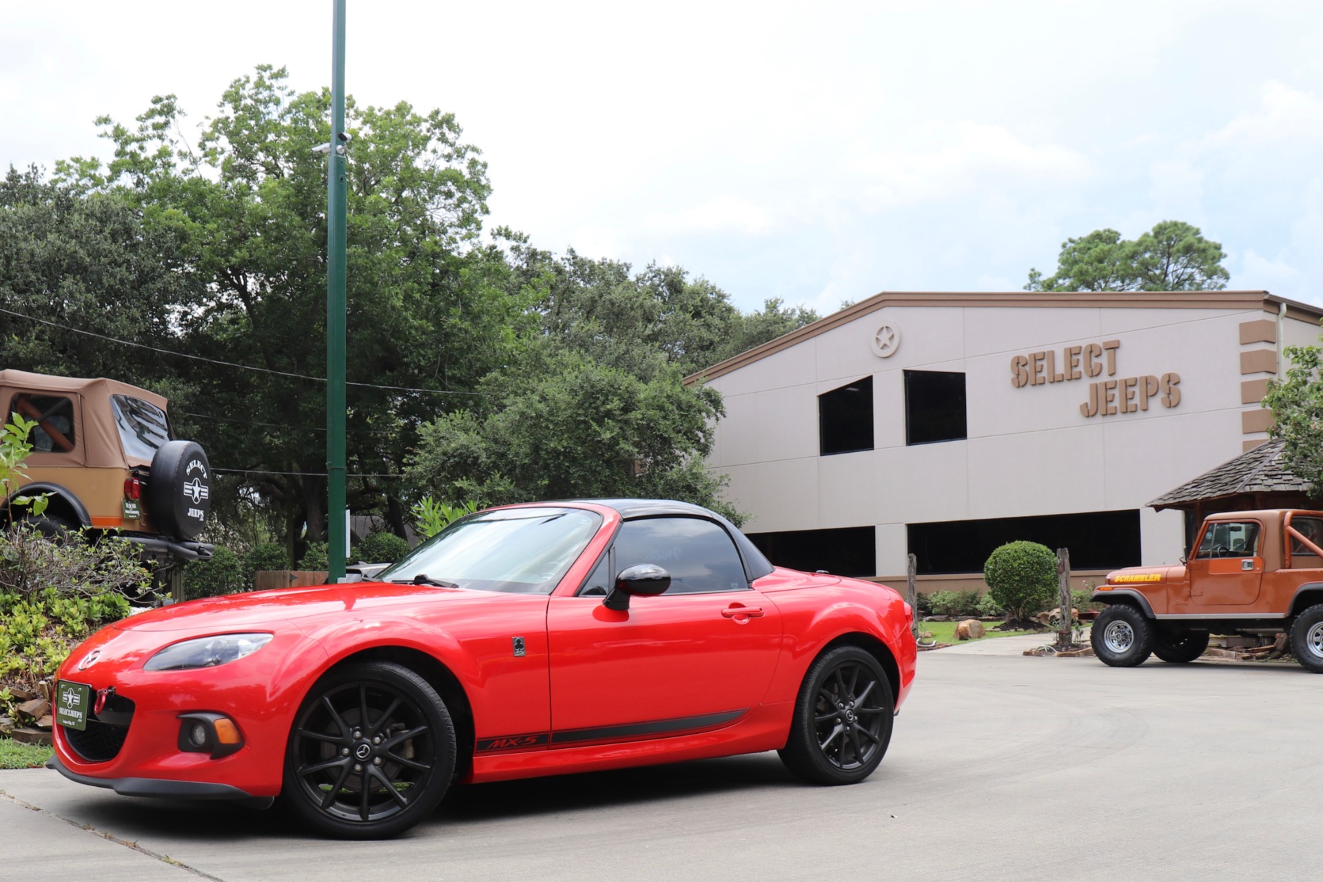 Used-2014-Mazda-MX-5-Miata-Club