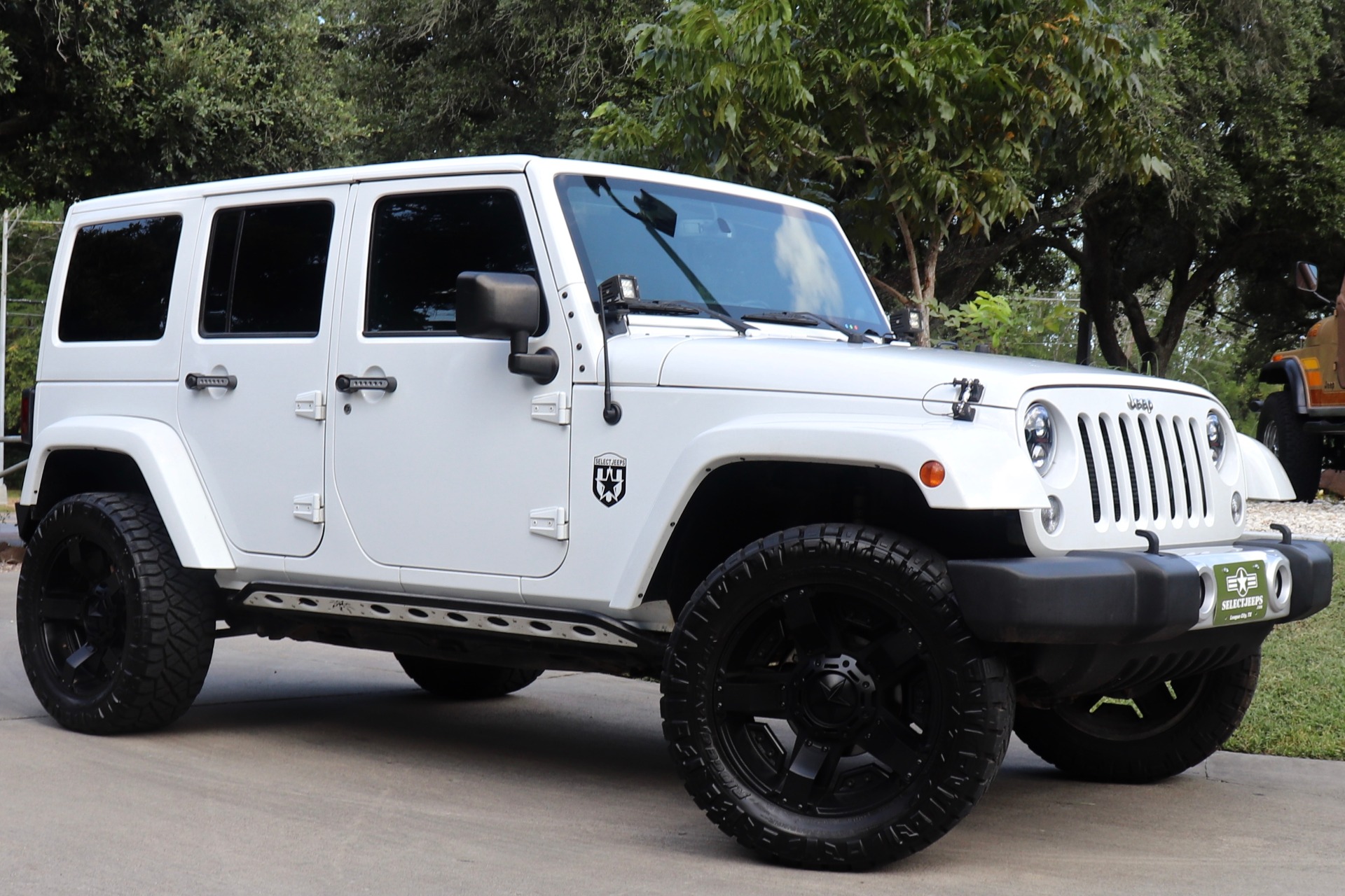 Used-2014-Jeep-Wrangler-Unlimited-Sahara For Sale | Select Jeeps Inc. Used-2014-Jeep-Wrangler-Unlimited-Sahara