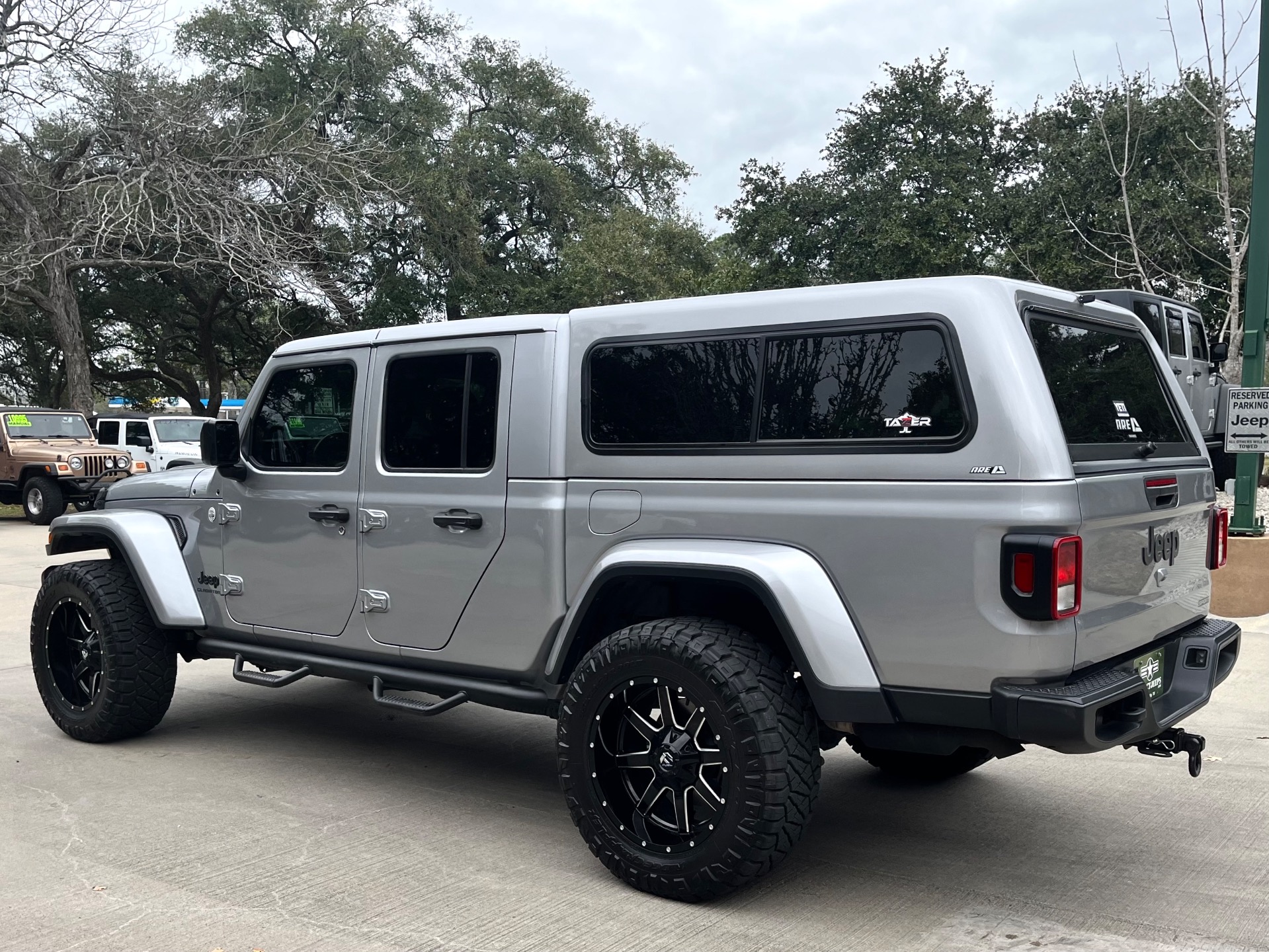 Used-2020-Jeep-Gladiator-Sport-S