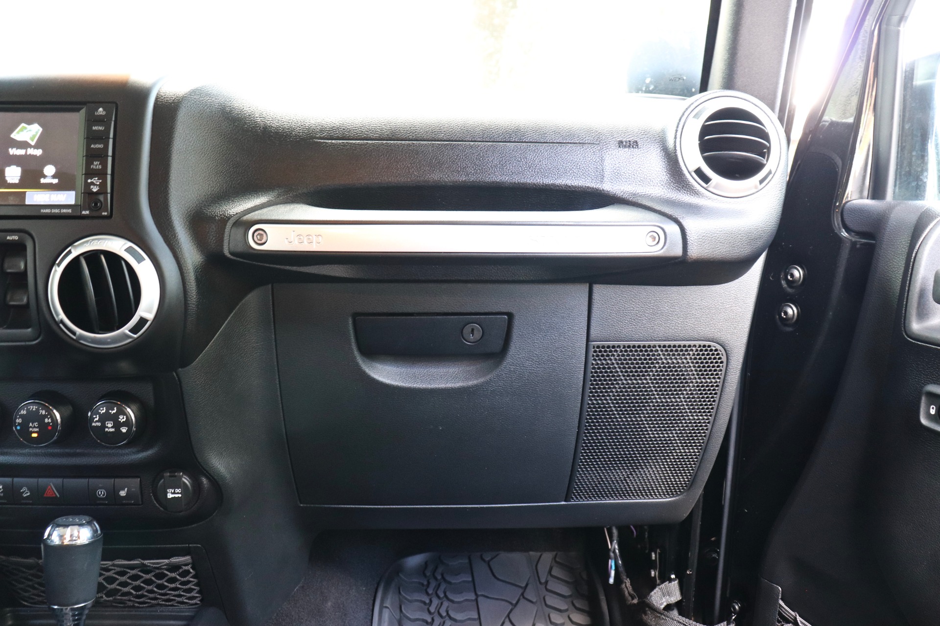 Used-2015-Jeep-Wrangler-Unlimited-Rubicon