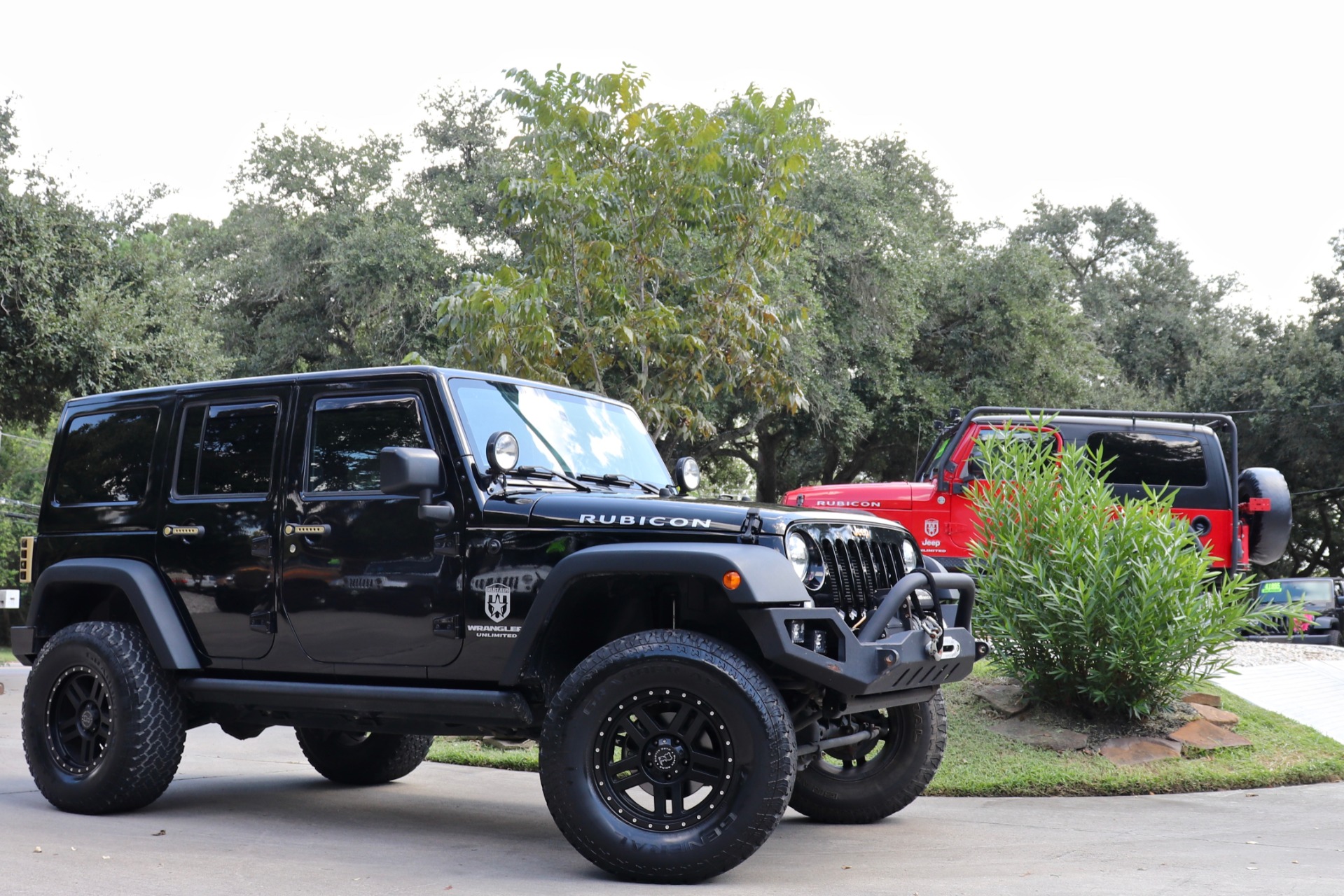 Used-2015-Jeep-Wrangler-Unlimited-Rubicon