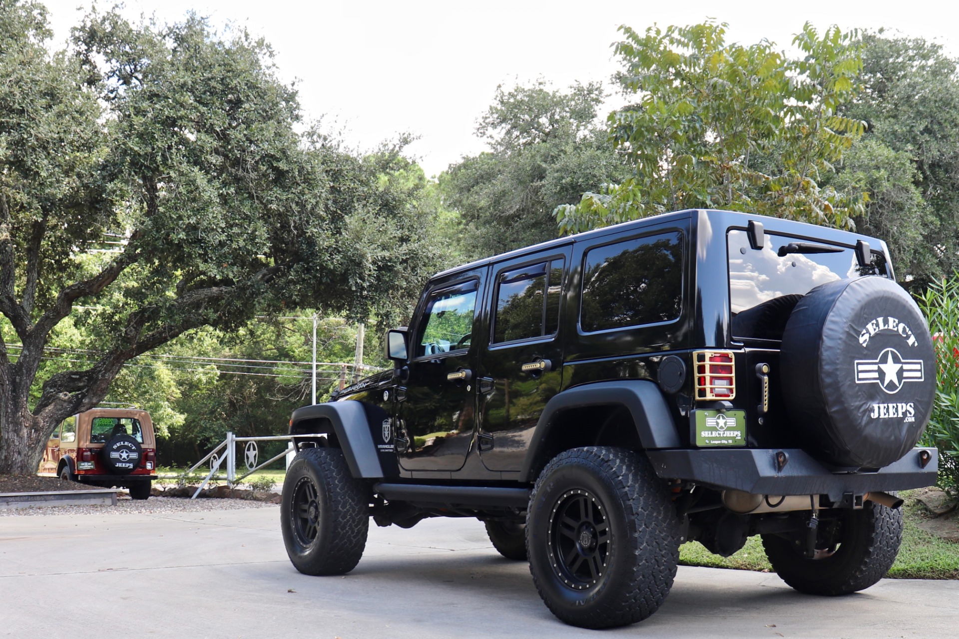 Used-2015-Jeep-Wrangler-Unlimited-Rubicon