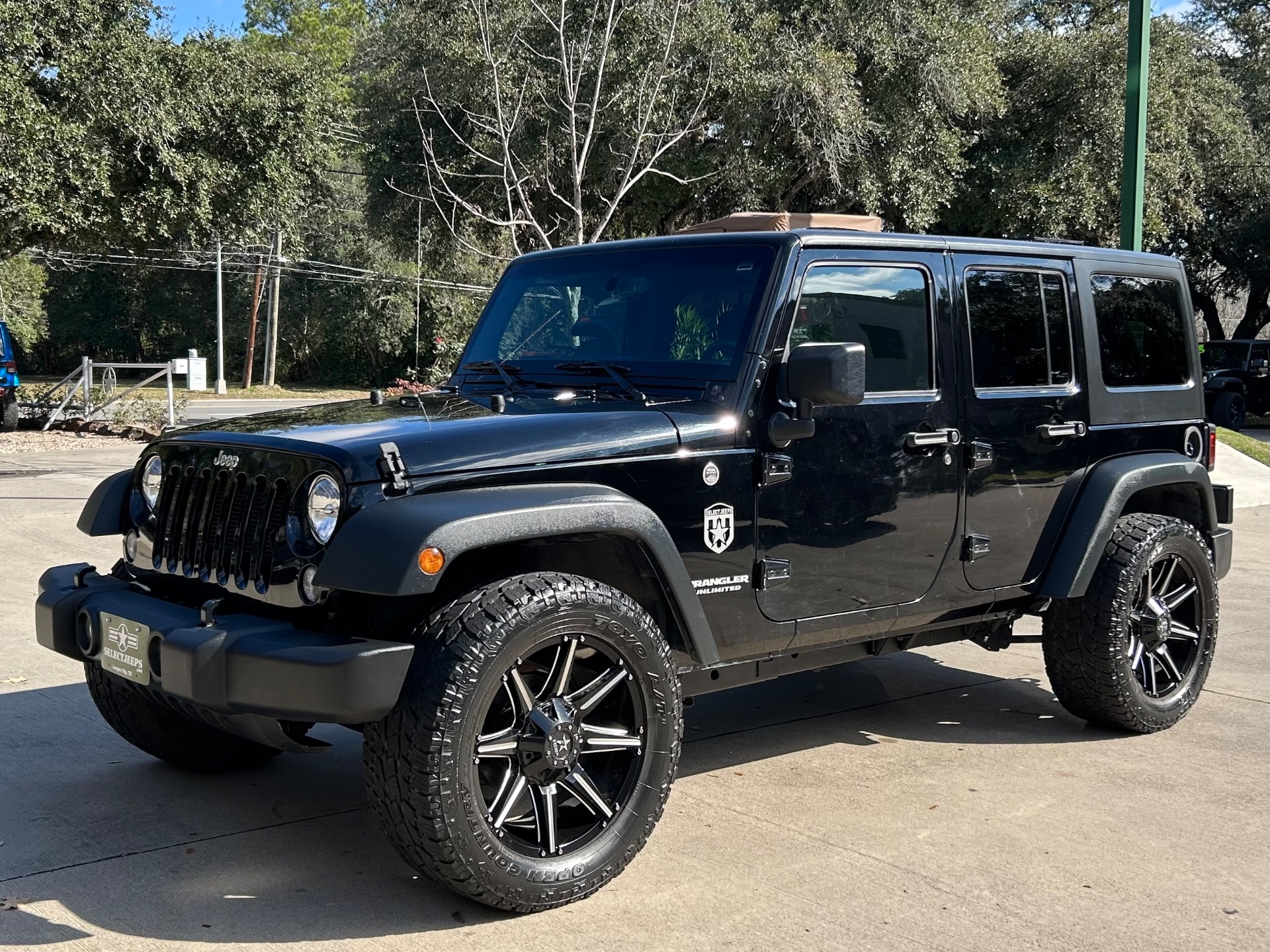 Used-2016-Jeep-Wrangler-Unlimited-Sport-S