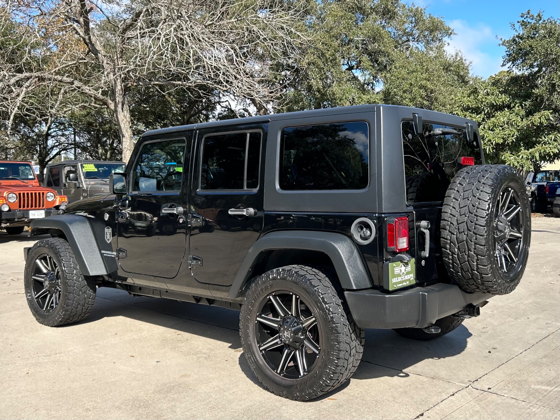 Used-2016-Jeep-Wrangler-Unlimited-Sport-S