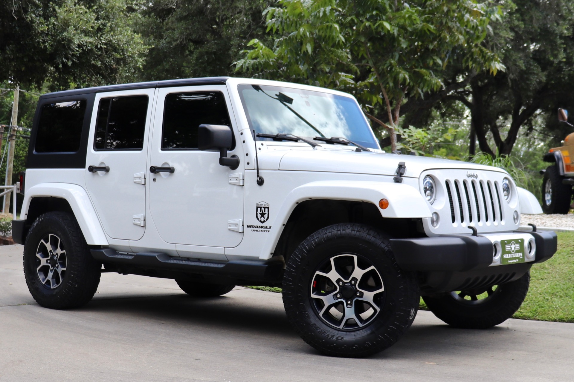 Used-2015-Jeep-Wrangler-Unlimited-Sahara For Sale | Select Jeeps Inc. Used-2015-Jeep-Wrangler-Unlimited-Sahara