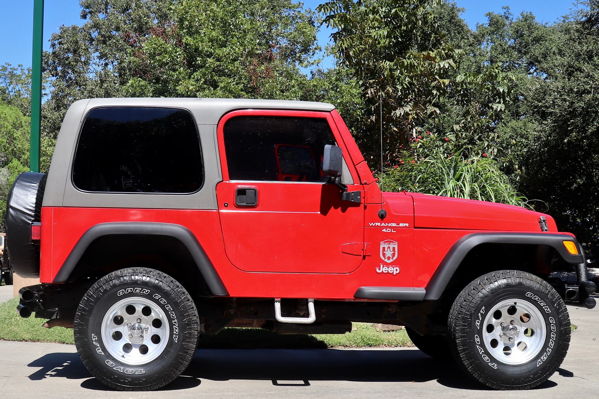 Used-1998-Jeep-Wrangler-Sport