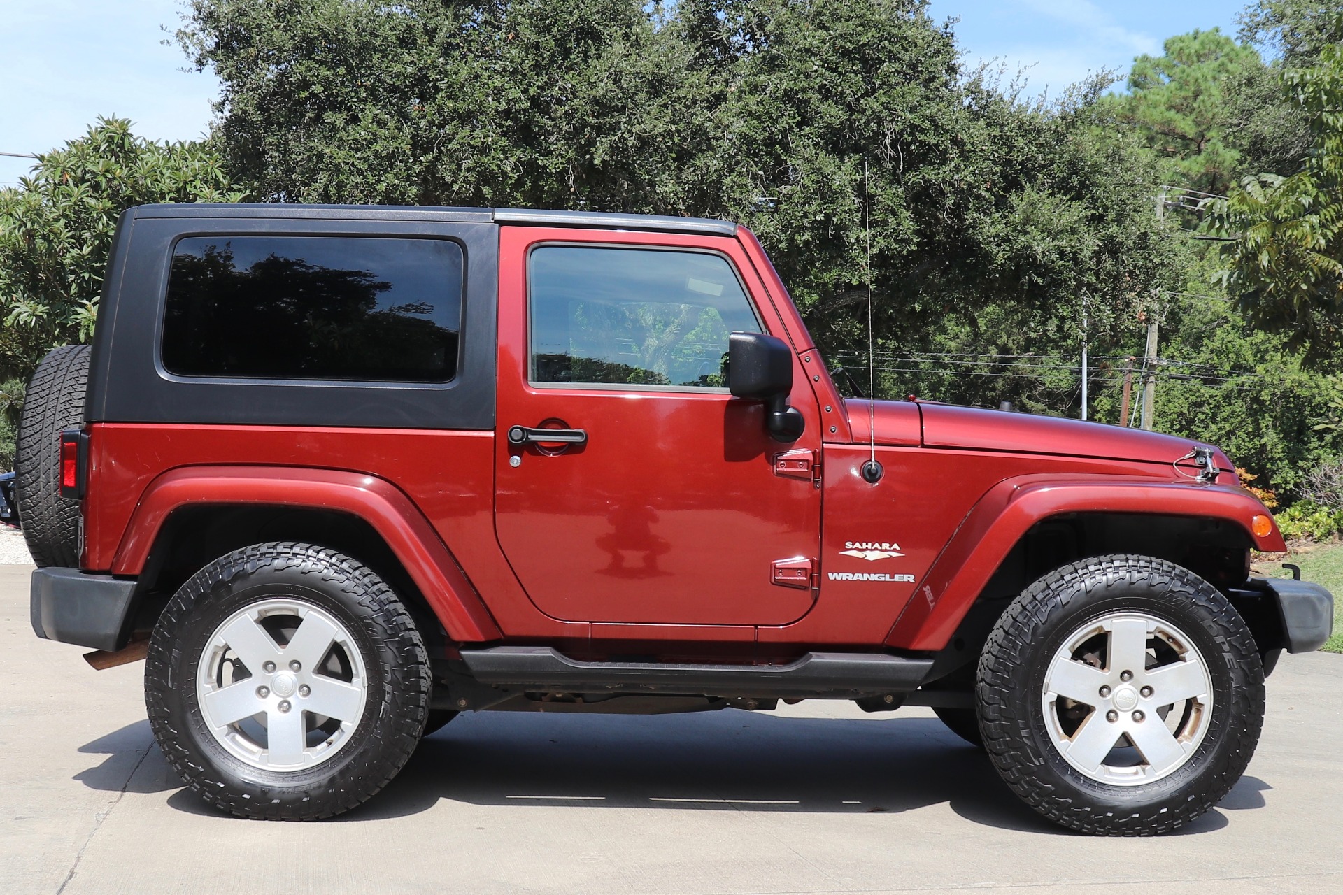 Used-2007-Jeep-Wrangler-Sahara