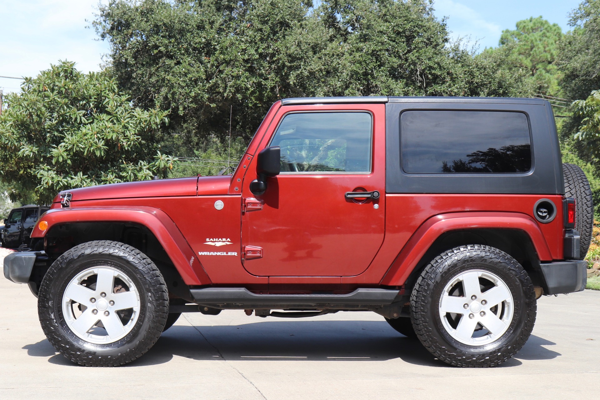 Used-2007-Jeep-Wrangler-Sahara