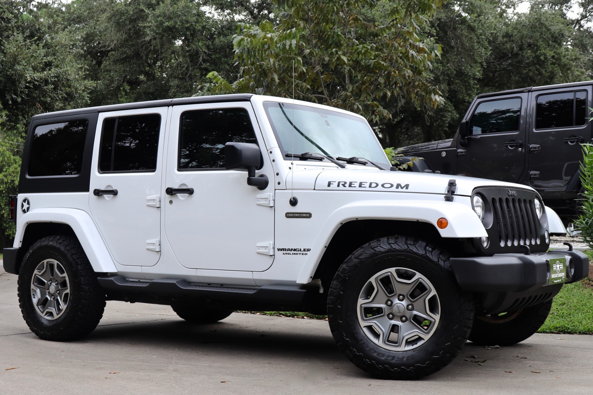 Used-2017-Jeep-Wrangler-Unlimited-Freedom For Sale | Select Jeeps Inc. Used-2017-Jeep-Wrangler-Unlimited-Freedom