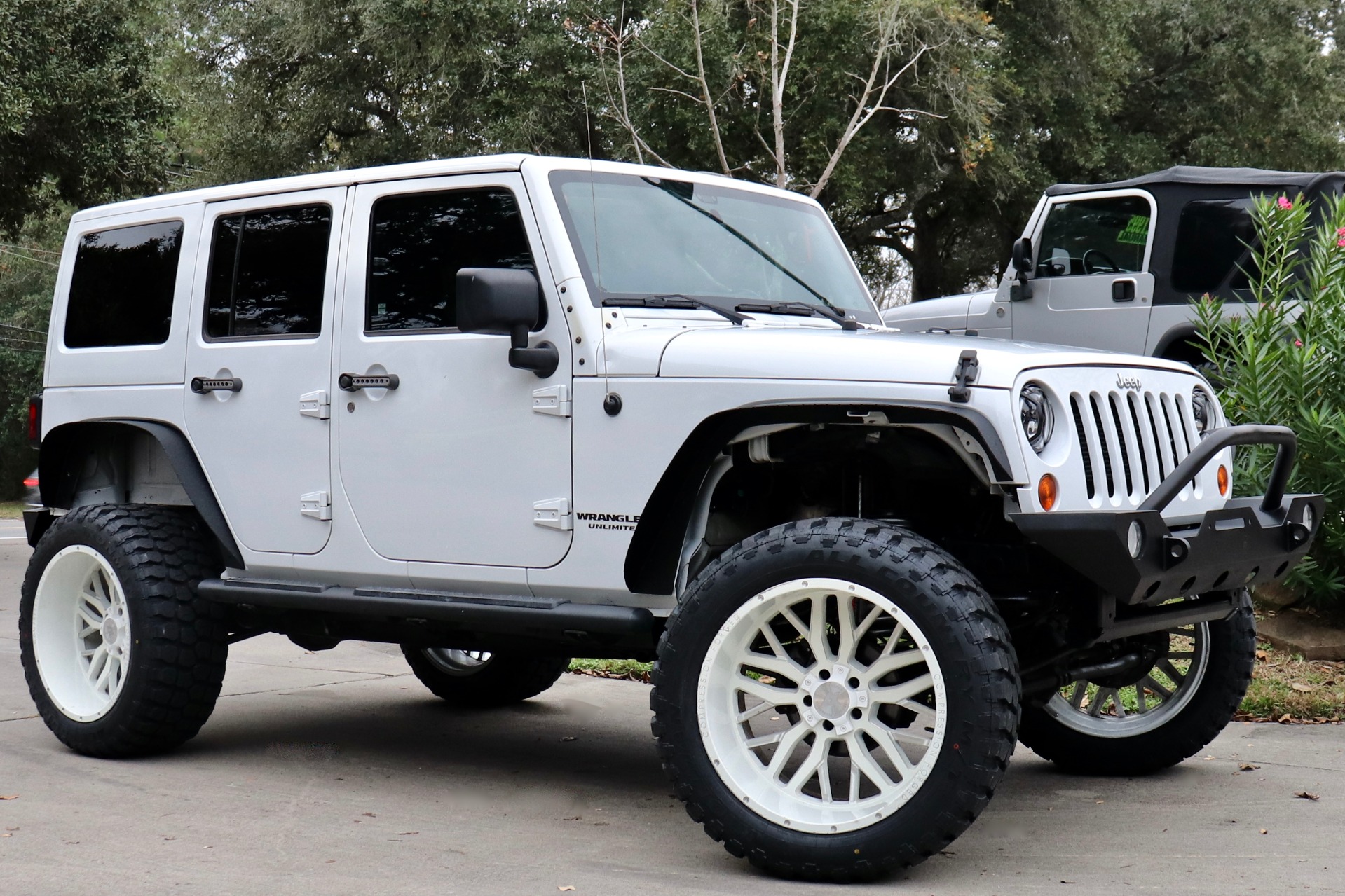 Used-2012-Jeep-Wrangler-Unlimited-Rubicon