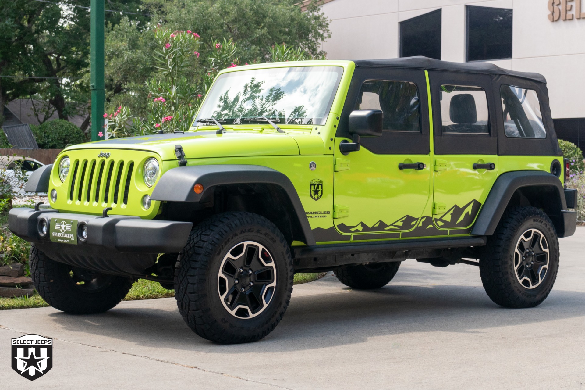 Used-2017-Jeep-Wrangler-Unlimited-Mount-Rainier-Edition