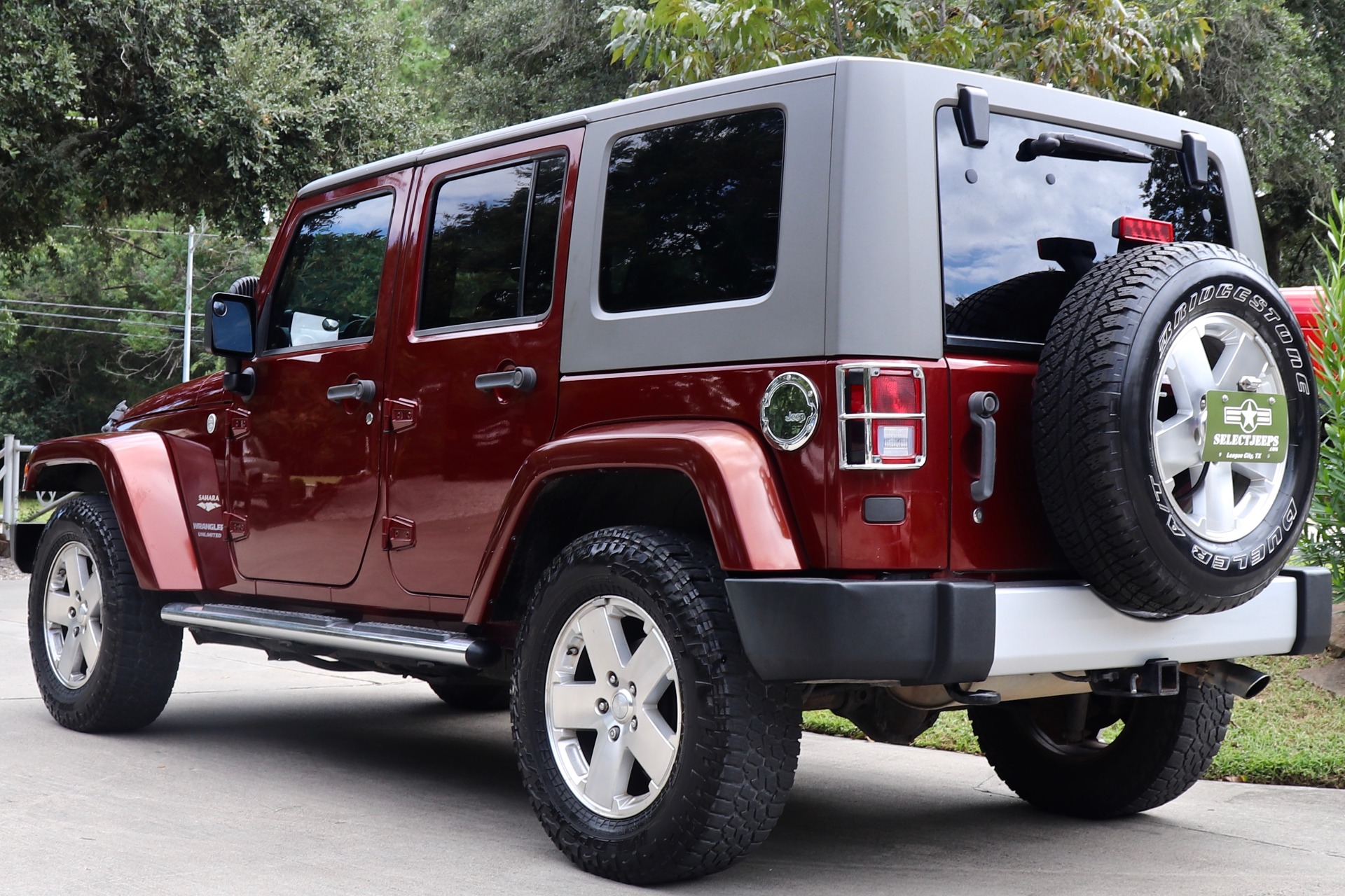 Used-2010-Jeep-Wrangler-Unlimited-Sahara