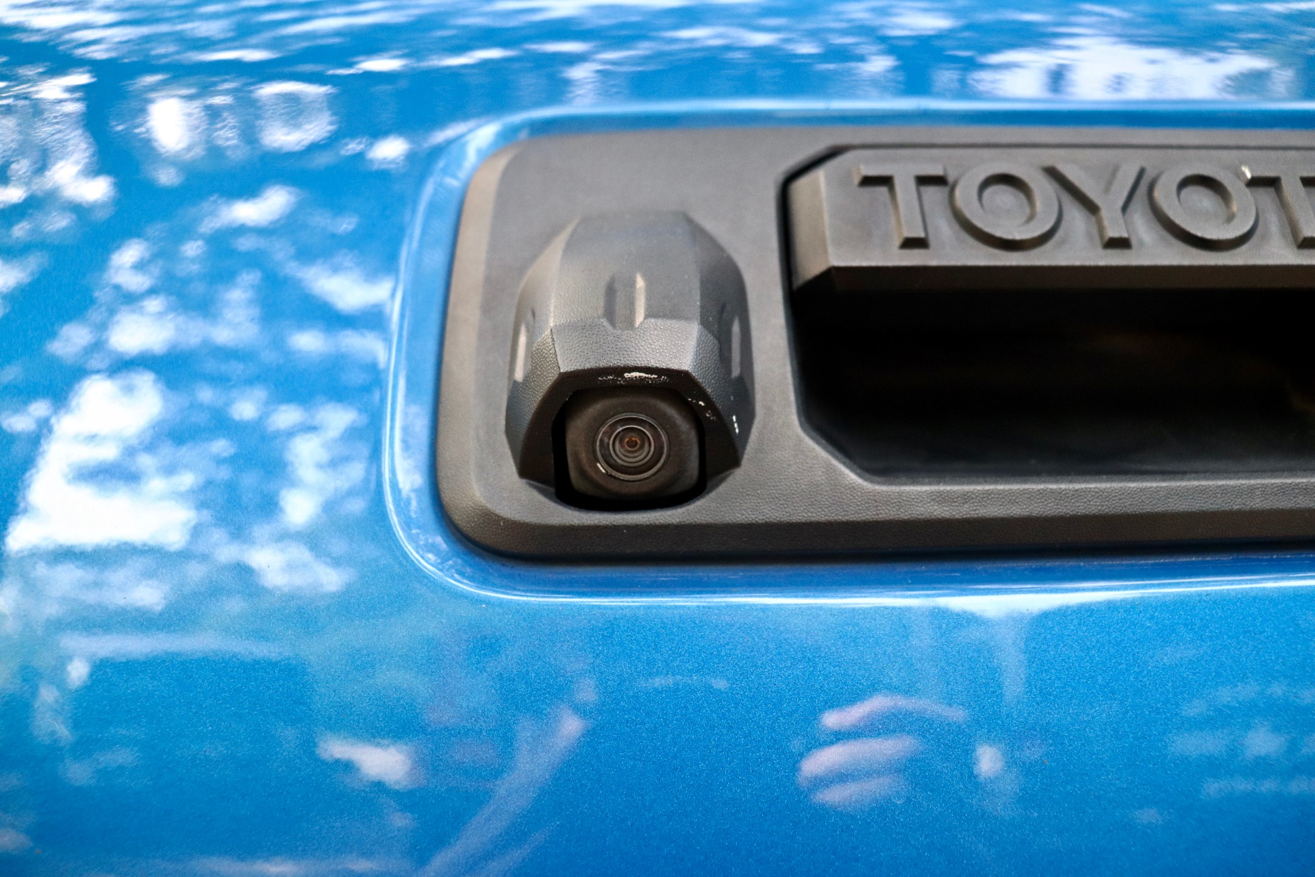 Used-2017-Toyota-Tacoma-SR5-V6
