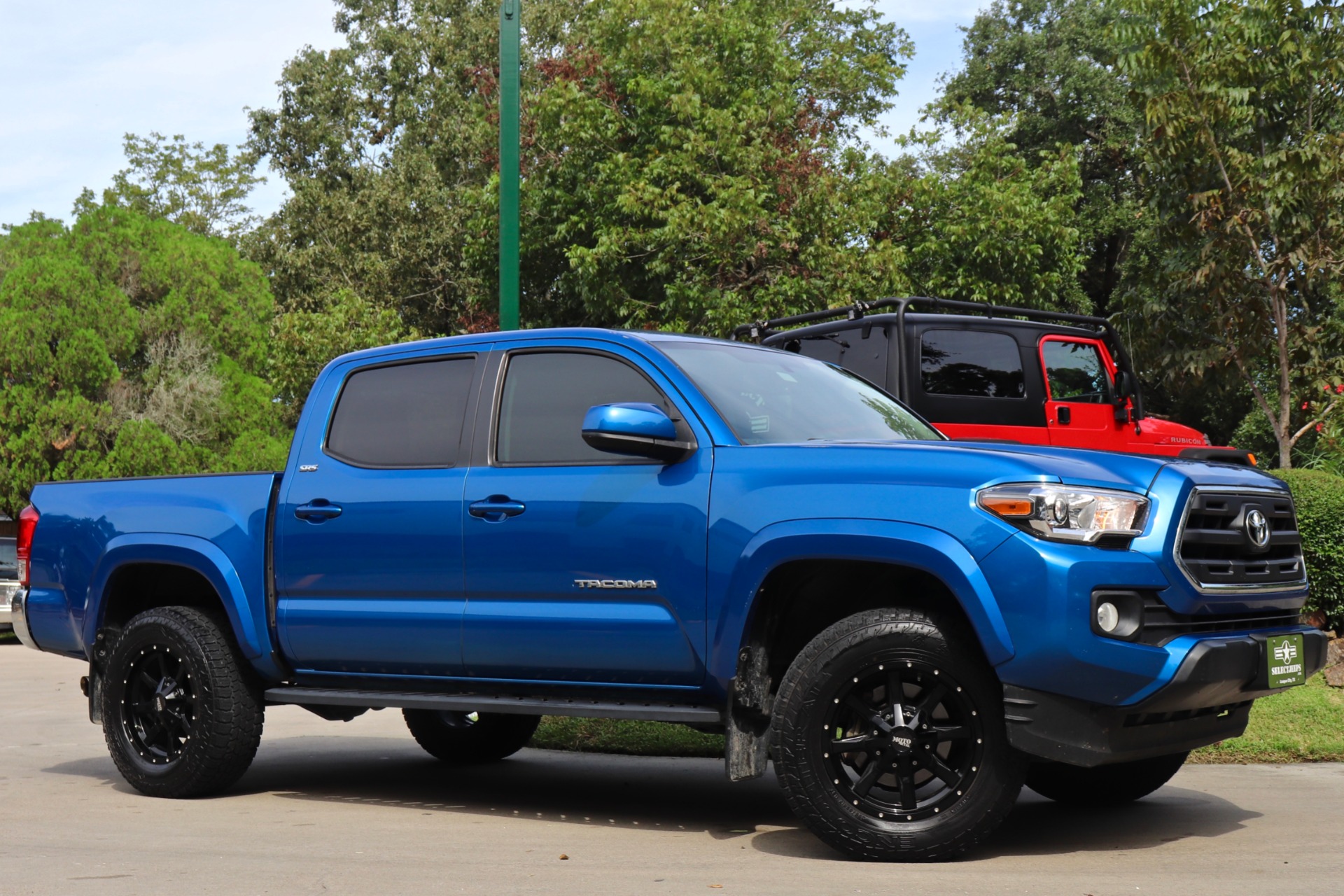 Used-2017-Toyota-Tacoma-SR5 For Sale | Select Jeeps Inc. Used-2017-Toyota-Tacoma-SR5