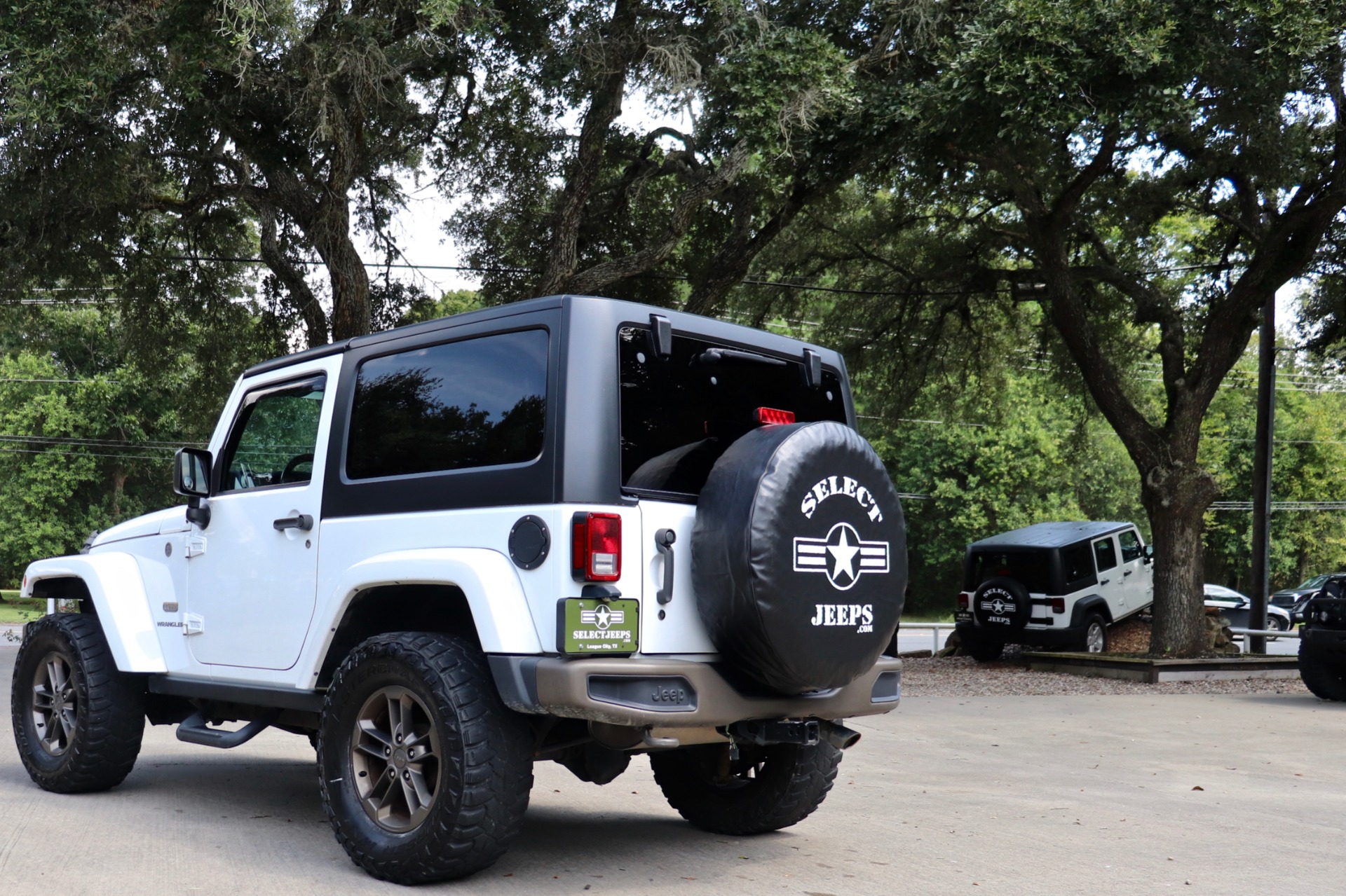 Used-2016-Jeep-Wrangler-Sahara-75th-Anniversary