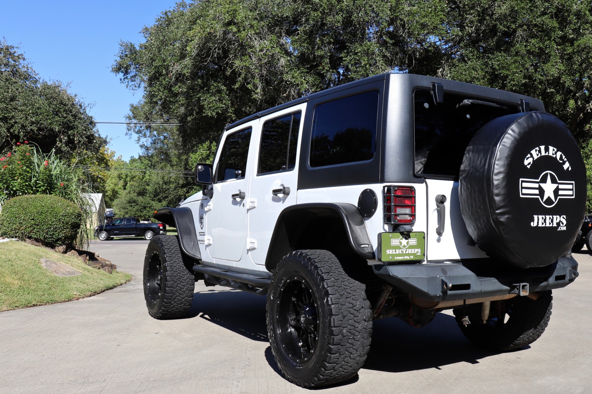 Used-2011-Jeep-Wrangler-Unlimited-Sport