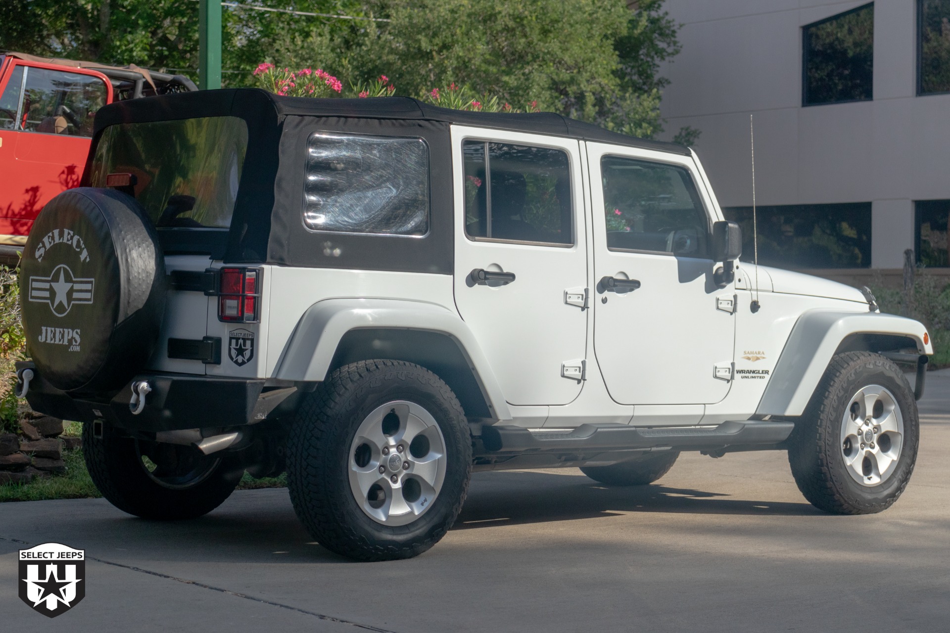 Used-2014-Jeep-Wrangler-Unlimited-Sahara