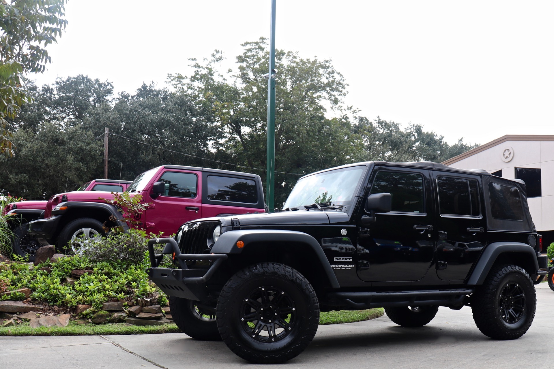 Used-2011-Jeep-Wrangler-Unlimited-Sport