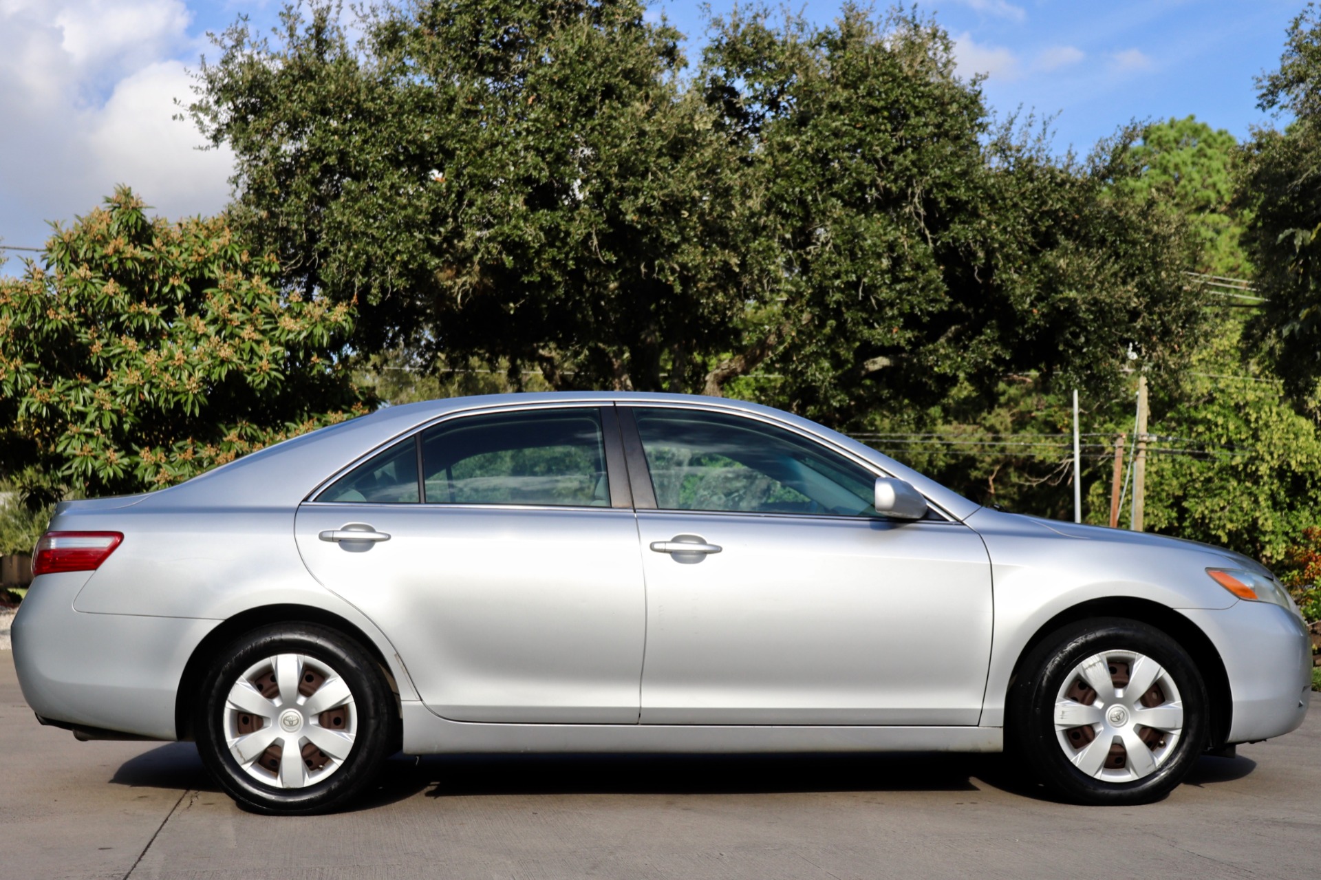 Used-2007-Toyota-Camry-LE