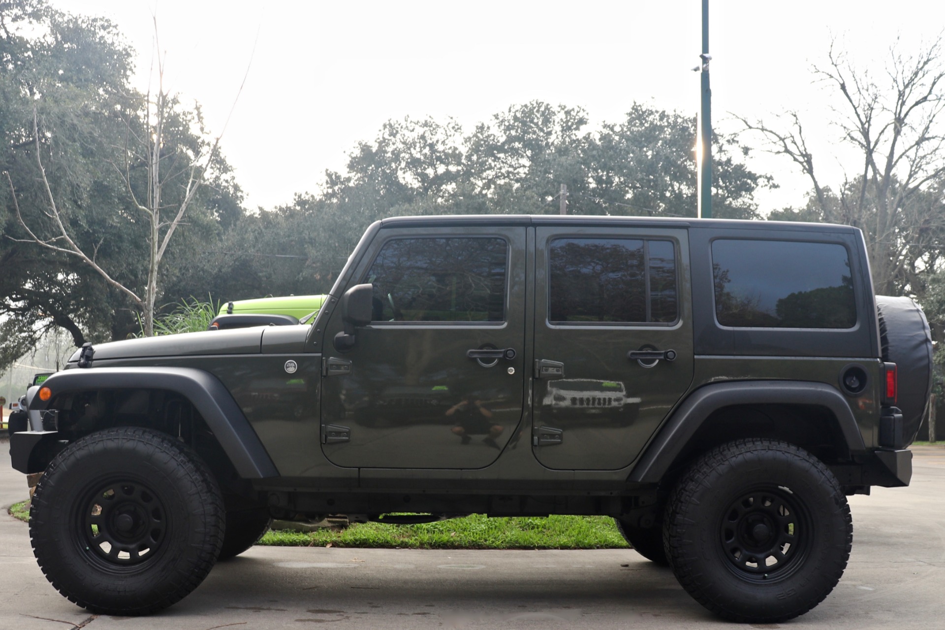 Used-2015-Jeep-Wrangler-Unlimited-Sport
