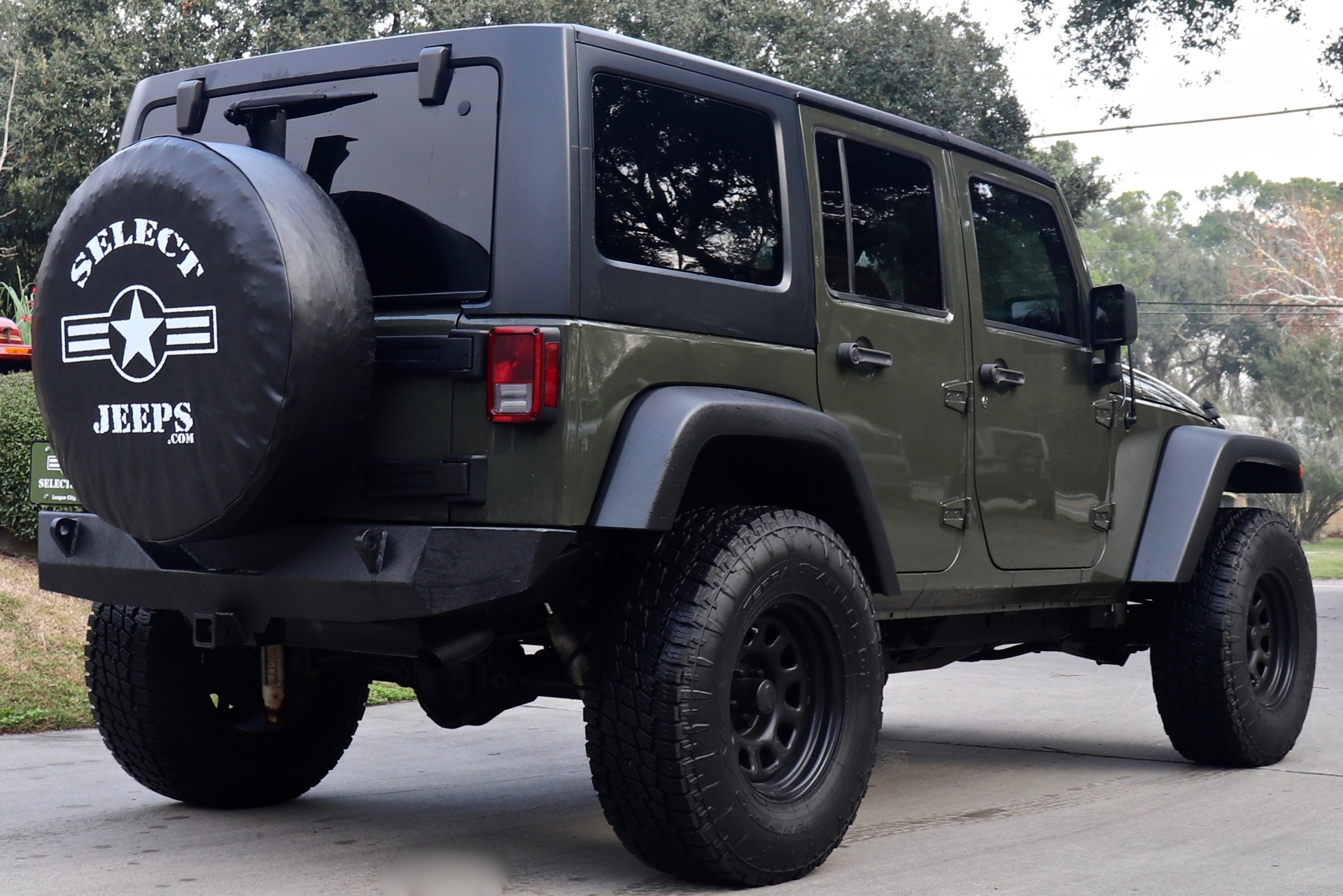 Used-2015-Jeep-Wrangler-Unlimited-Sport