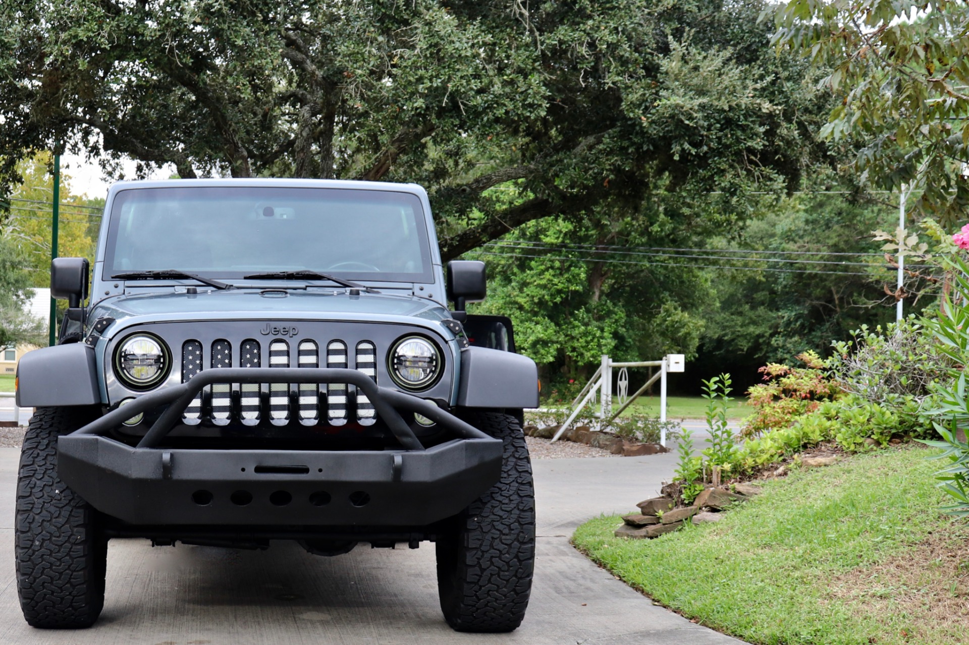 Used-2014-Jeep-Wrangler-Unlimited-Freedom-Edition