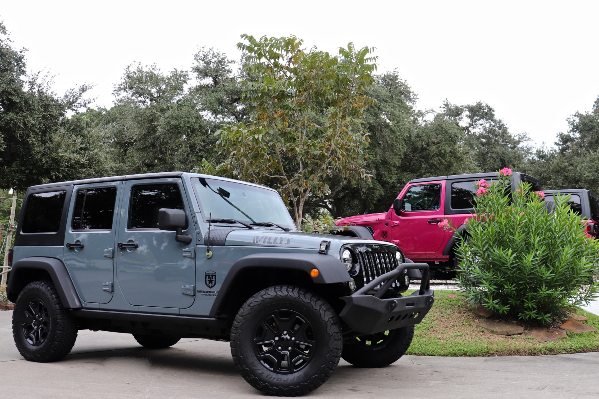 Used-2014-Jeep-Wrangler-Unlimited-Freedom-Edition