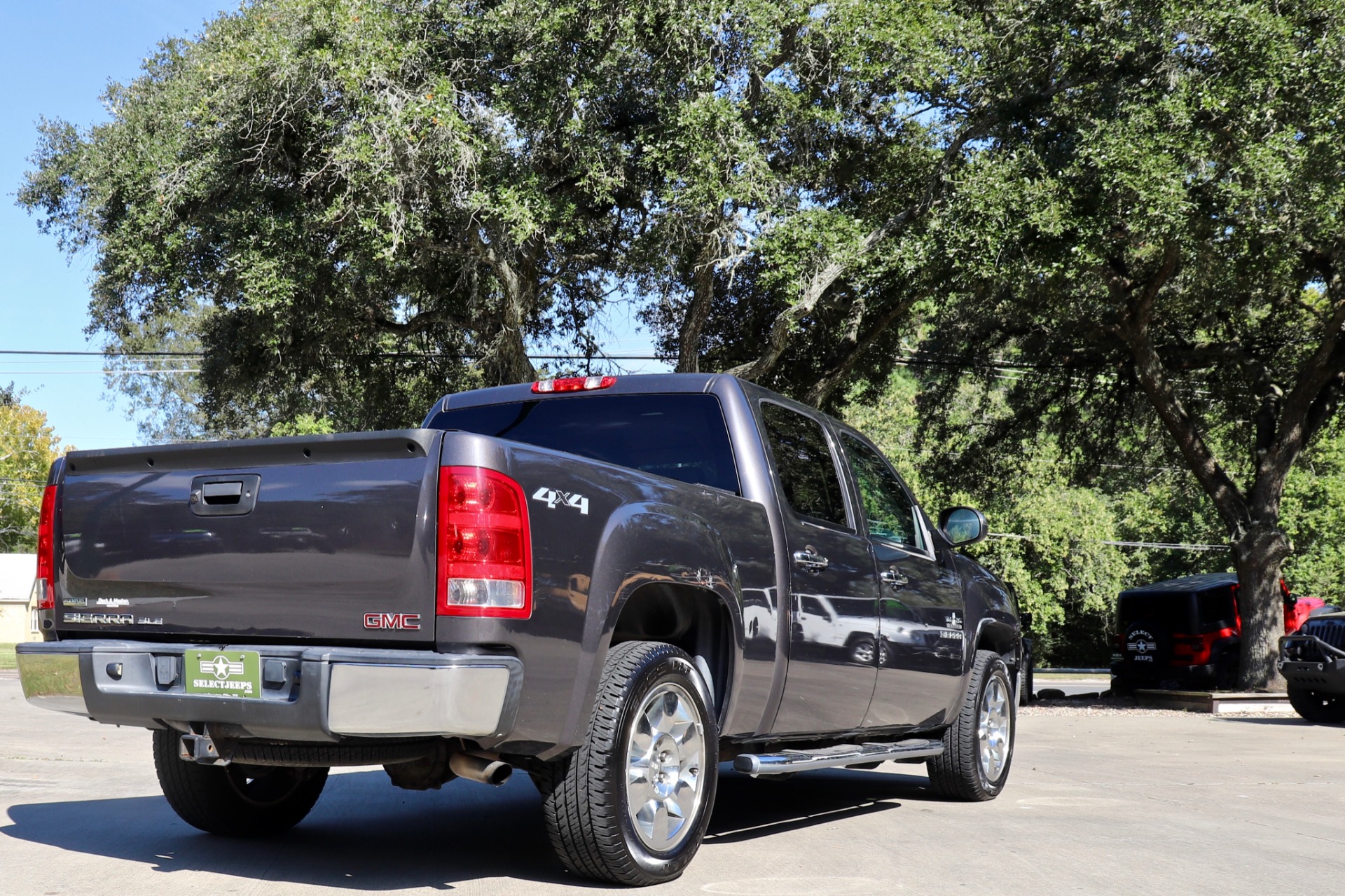 Used-2010-GMC-Sierra-1500-SLE