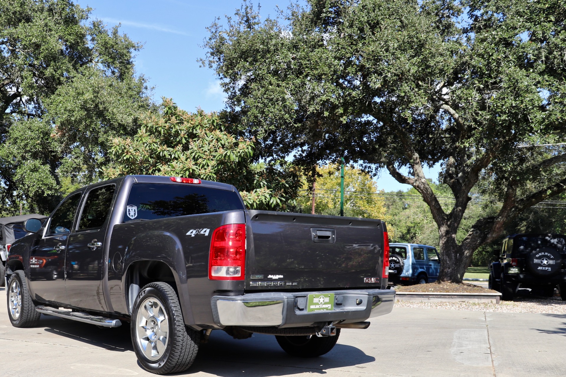 Used-2010-GMC-Sierra-1500-SLE