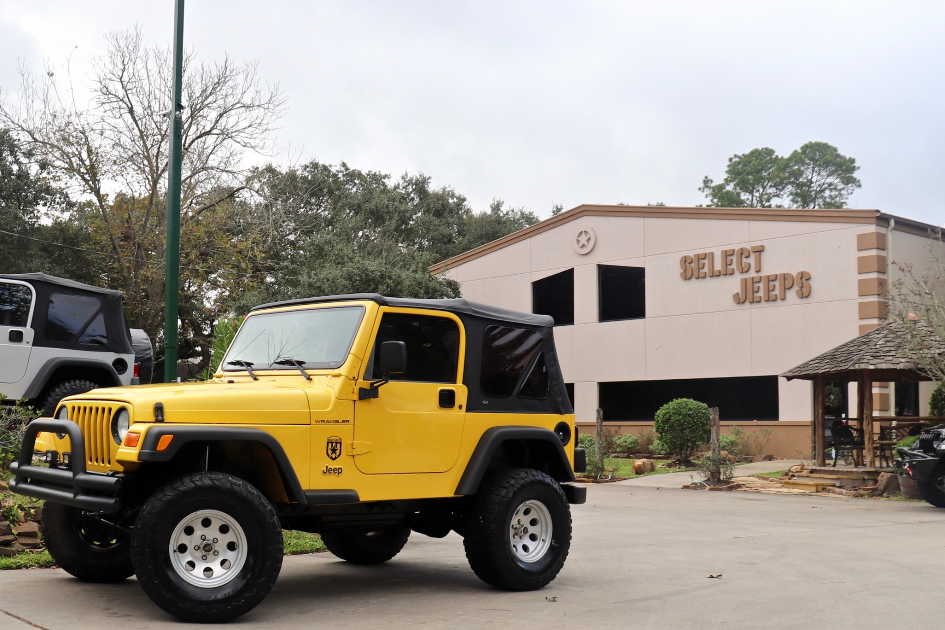 Used-2002-Jeep-Wrangler-X