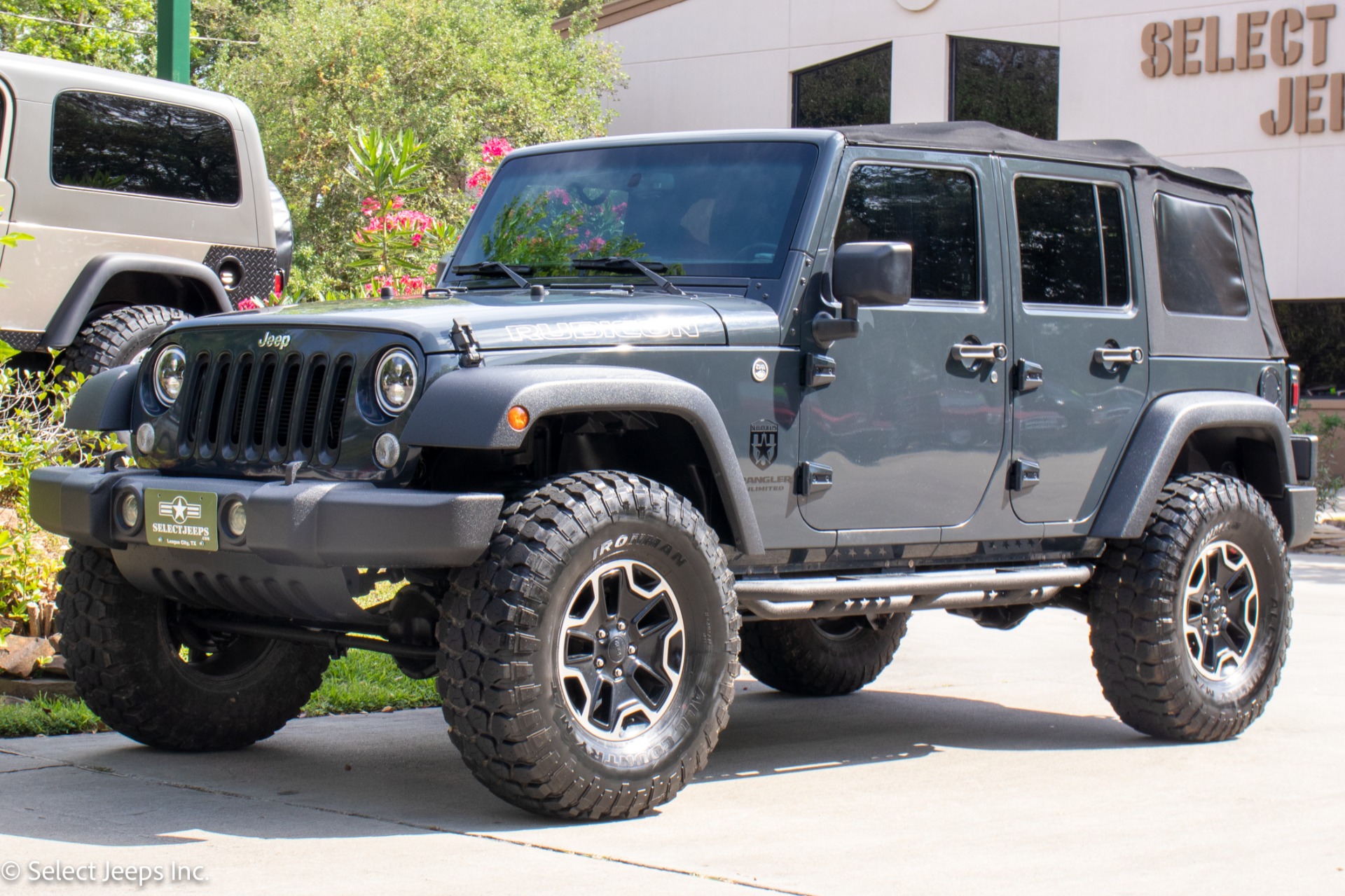 Used-2016-Jeep-Wrangler-Unlimited-Rubicon