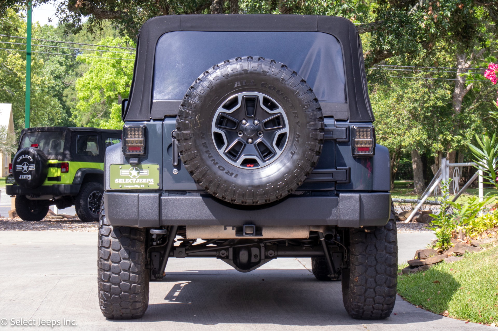 Used-2016-Jeep-Wrangler-Unlimited-Rubicon