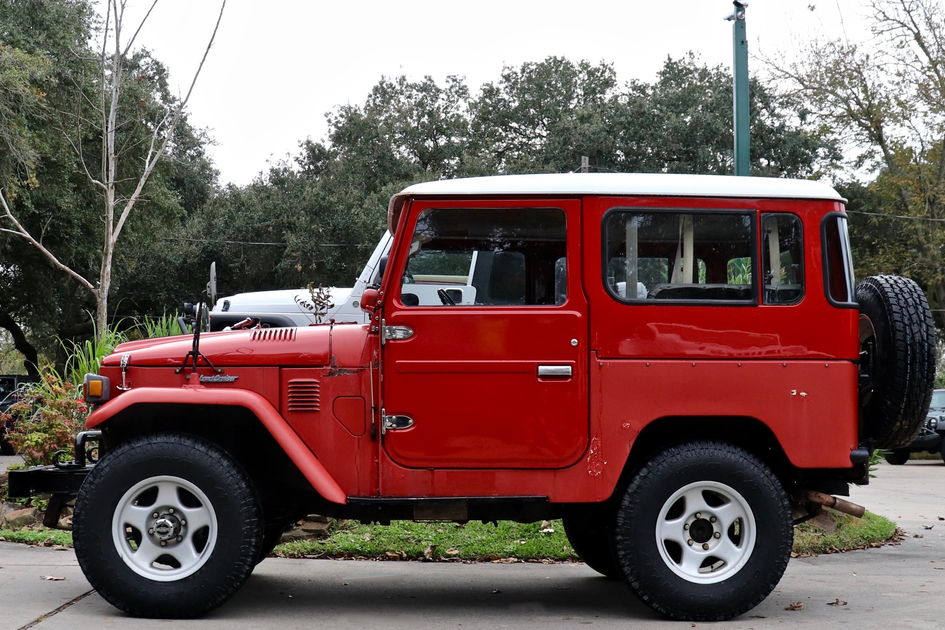 Used-1980-Toyota-Land-Cruiser-BJ41