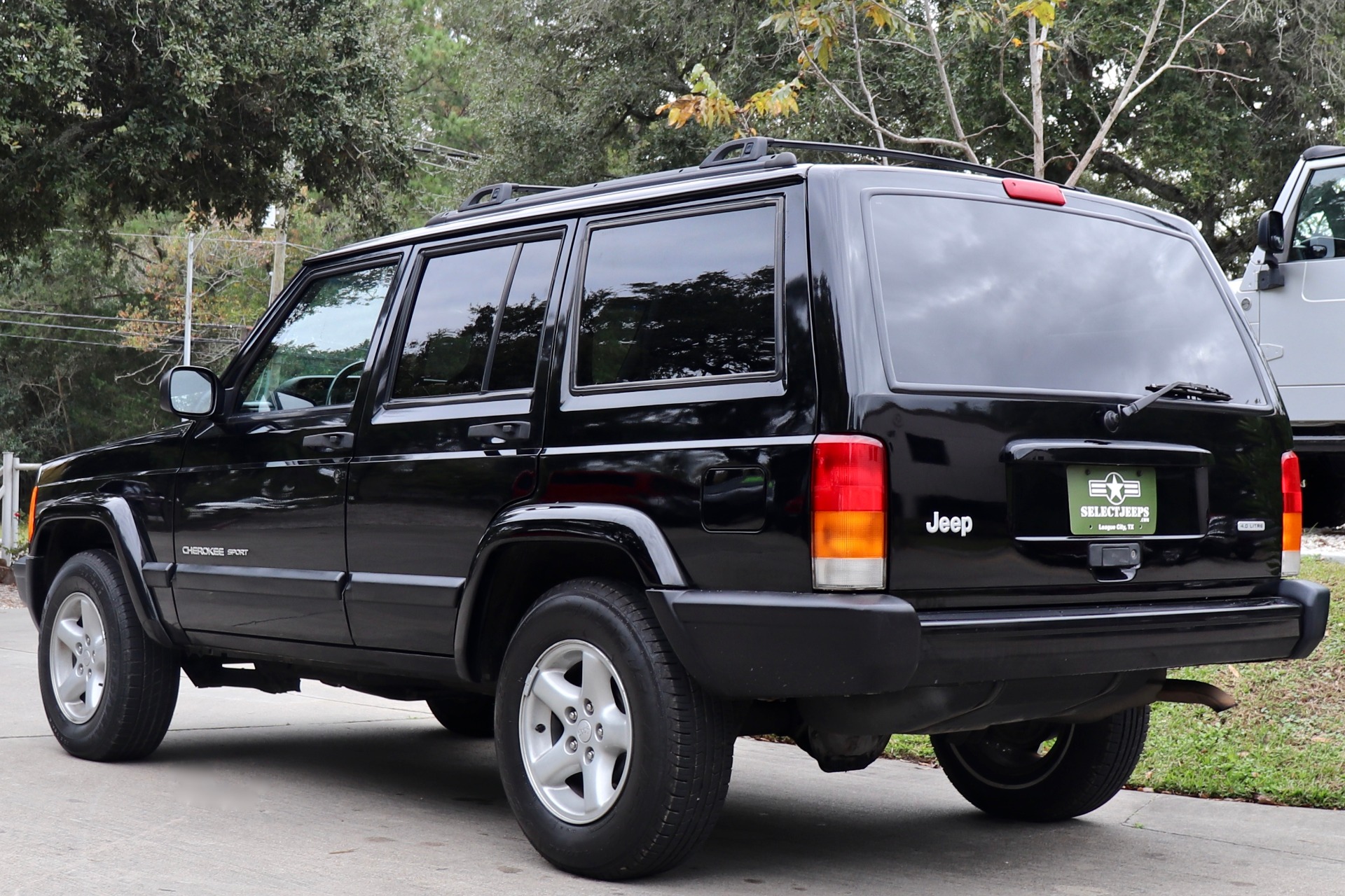 Used-2001-Jeep-Cherokee-Sport