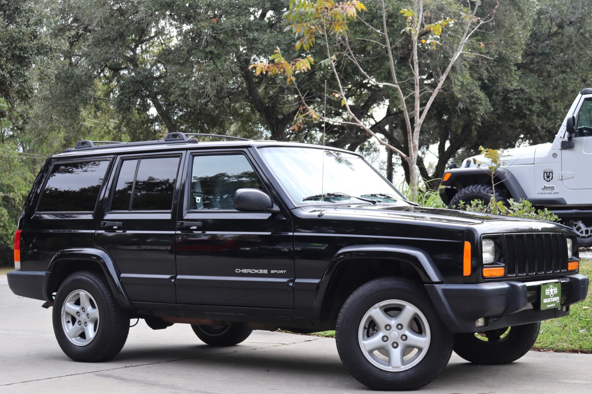 Used-2001-Jeep-Cherokee-Sport For Sale | Select Jeeps Inc. Used-2001-Jeep-Cherokee-Sport