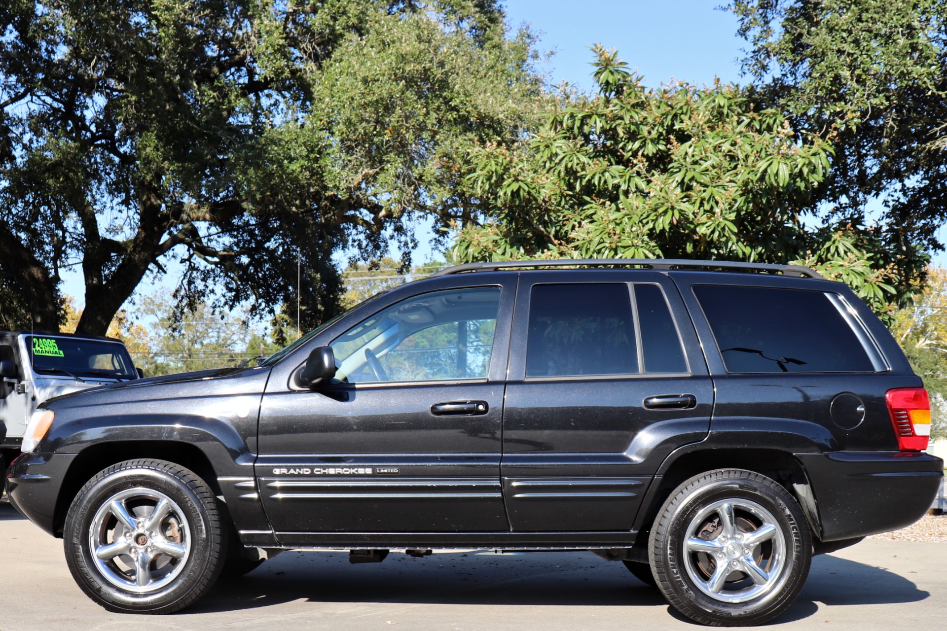 Used-2004-Jeep-Grand-Cherokee-Limited