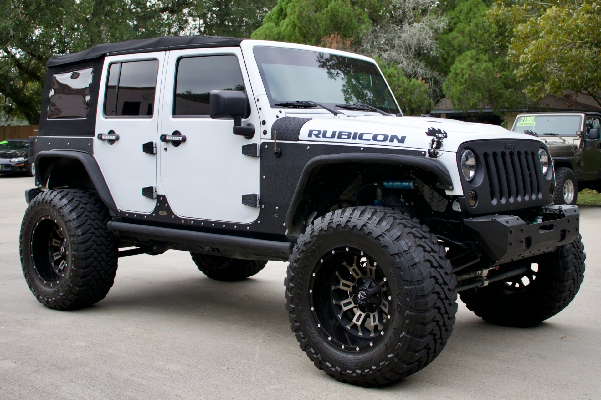 Used-2014-Jeep-Wrangler-Unlimited-Rubicon-X