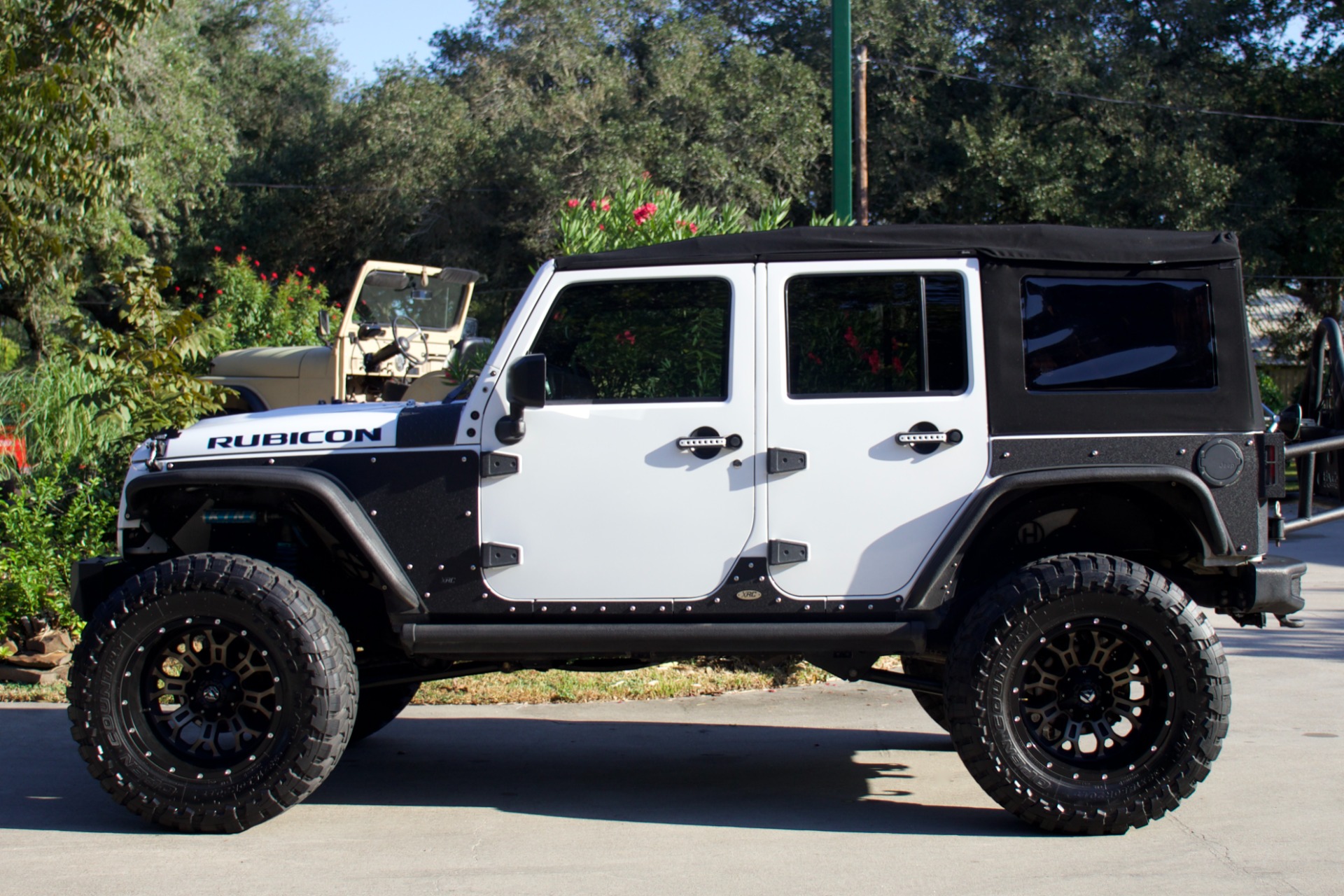 Used-2014-Jeep-Wrangler-Unlimited-Rubicon-X