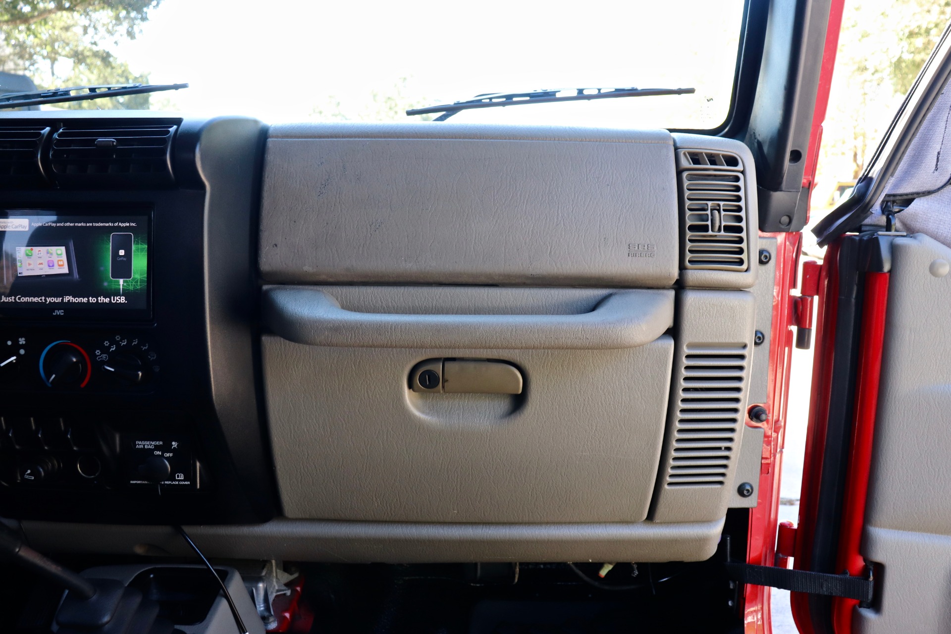 Used-2004-Jeep-Wrangler-SE