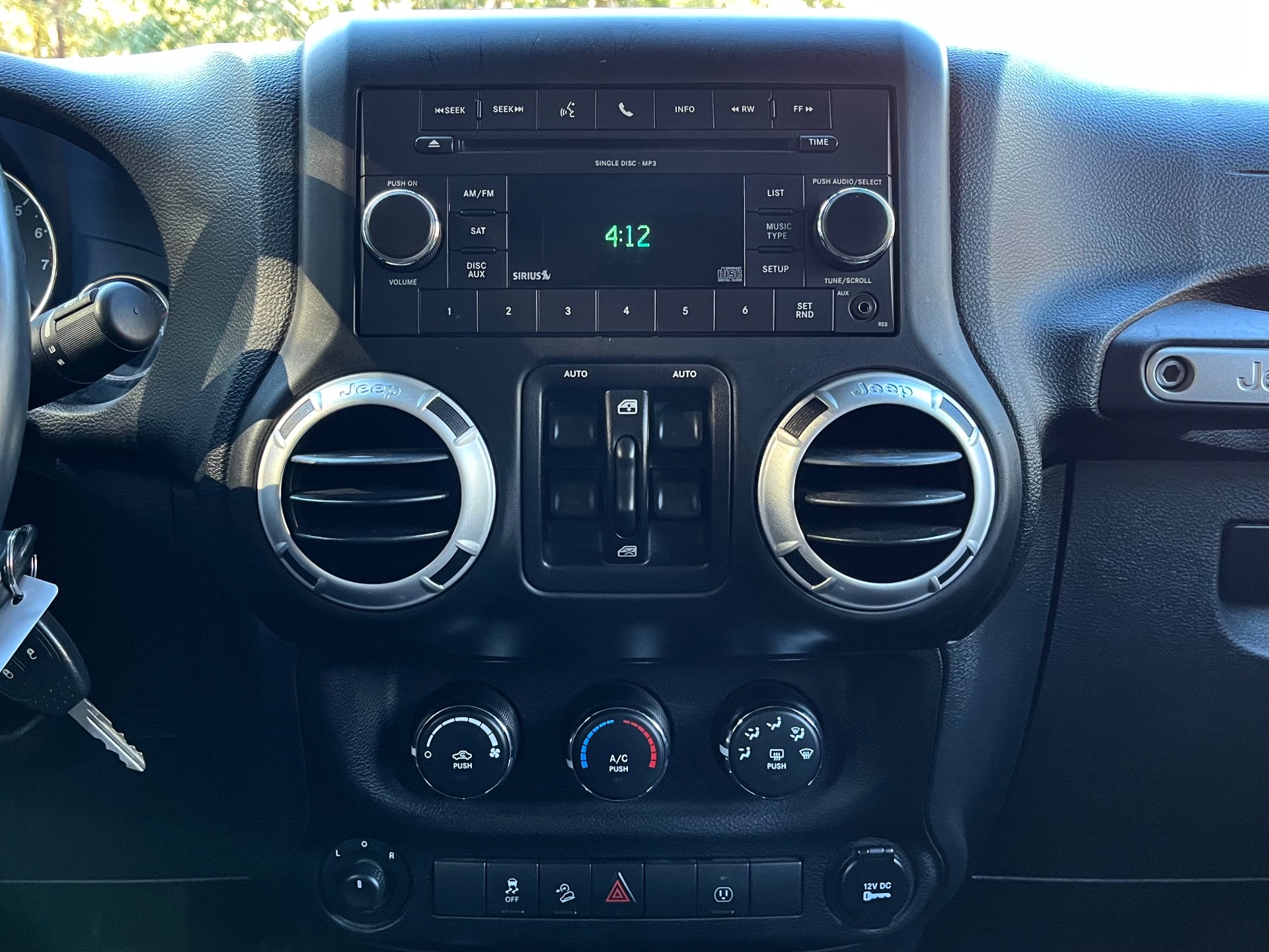 Used-2014-Jeep-Wrangler-Unlimited-Rubicon-Rubicon